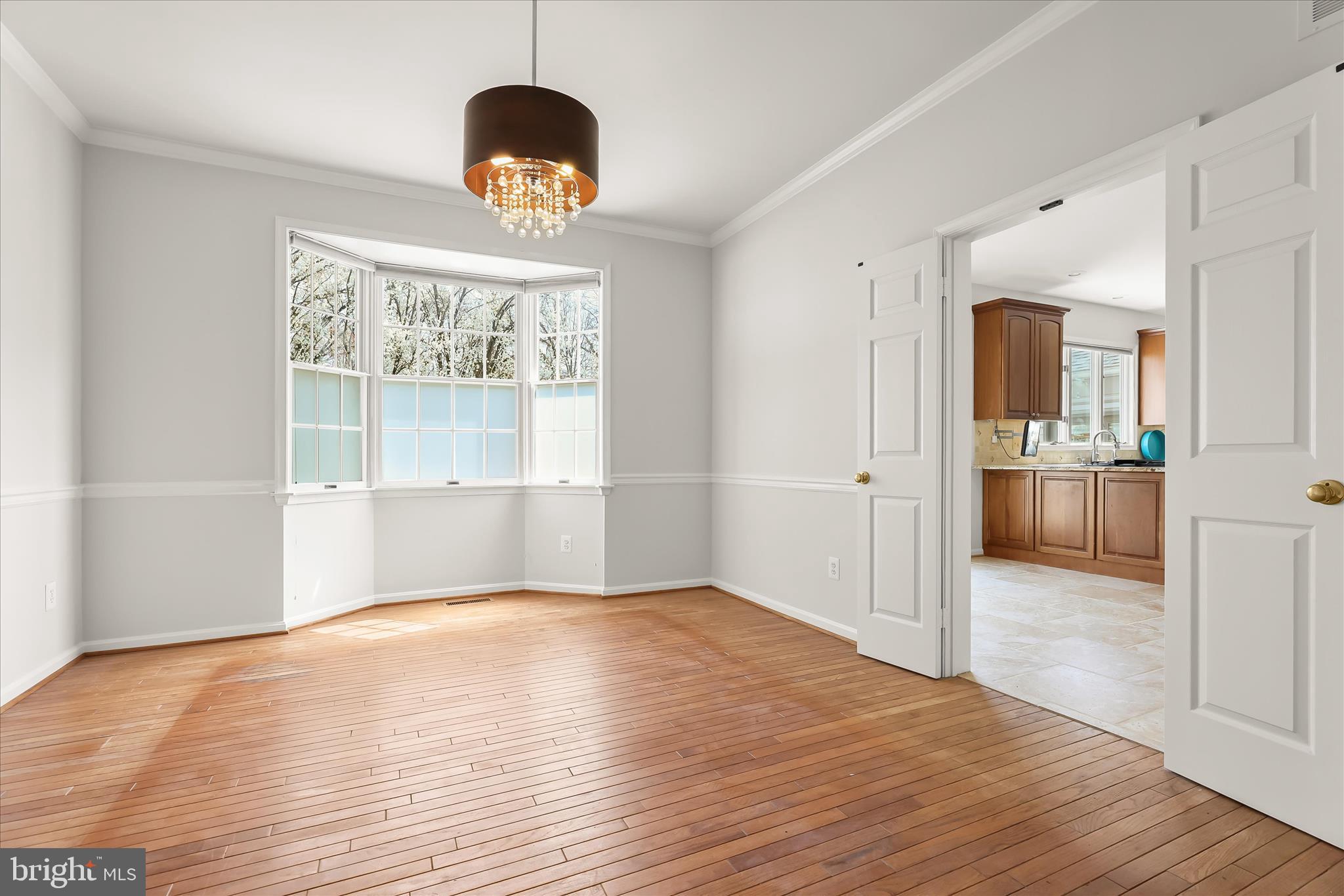 MCKENZIE MEADOWS - Residential