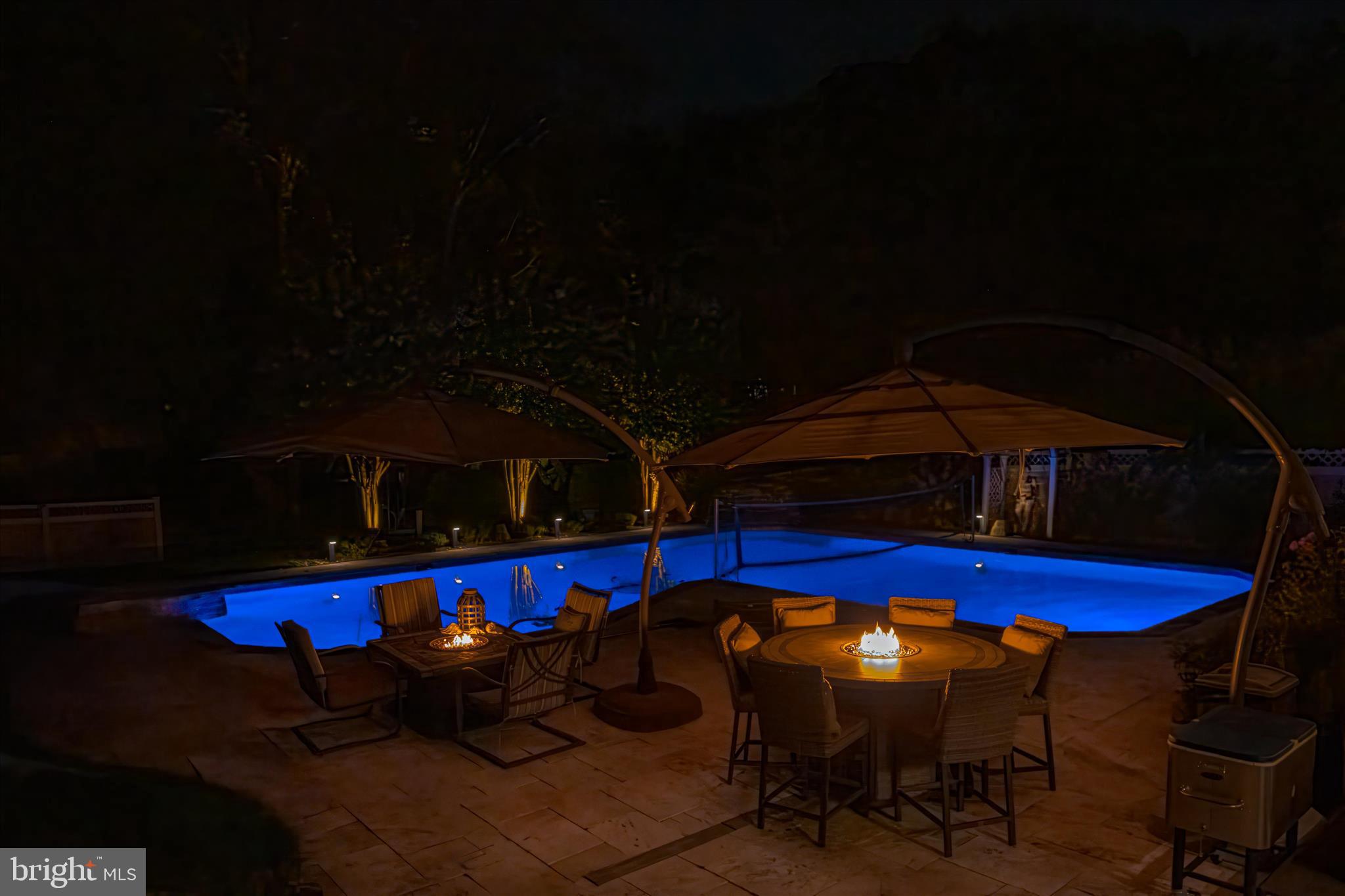 MCKENZIE MEADOWS - Residential