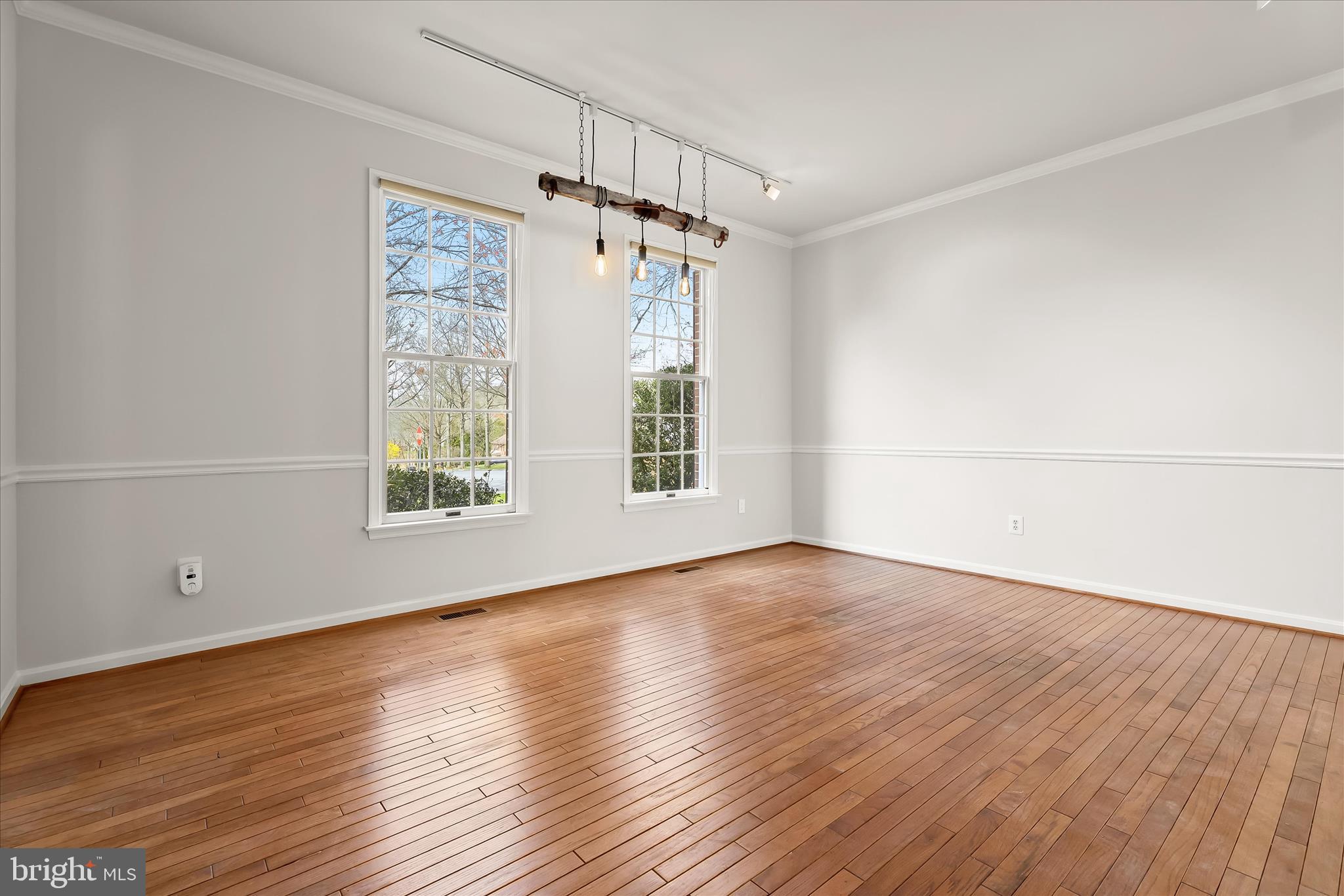 MCKENZIE MEADOWS - Residential