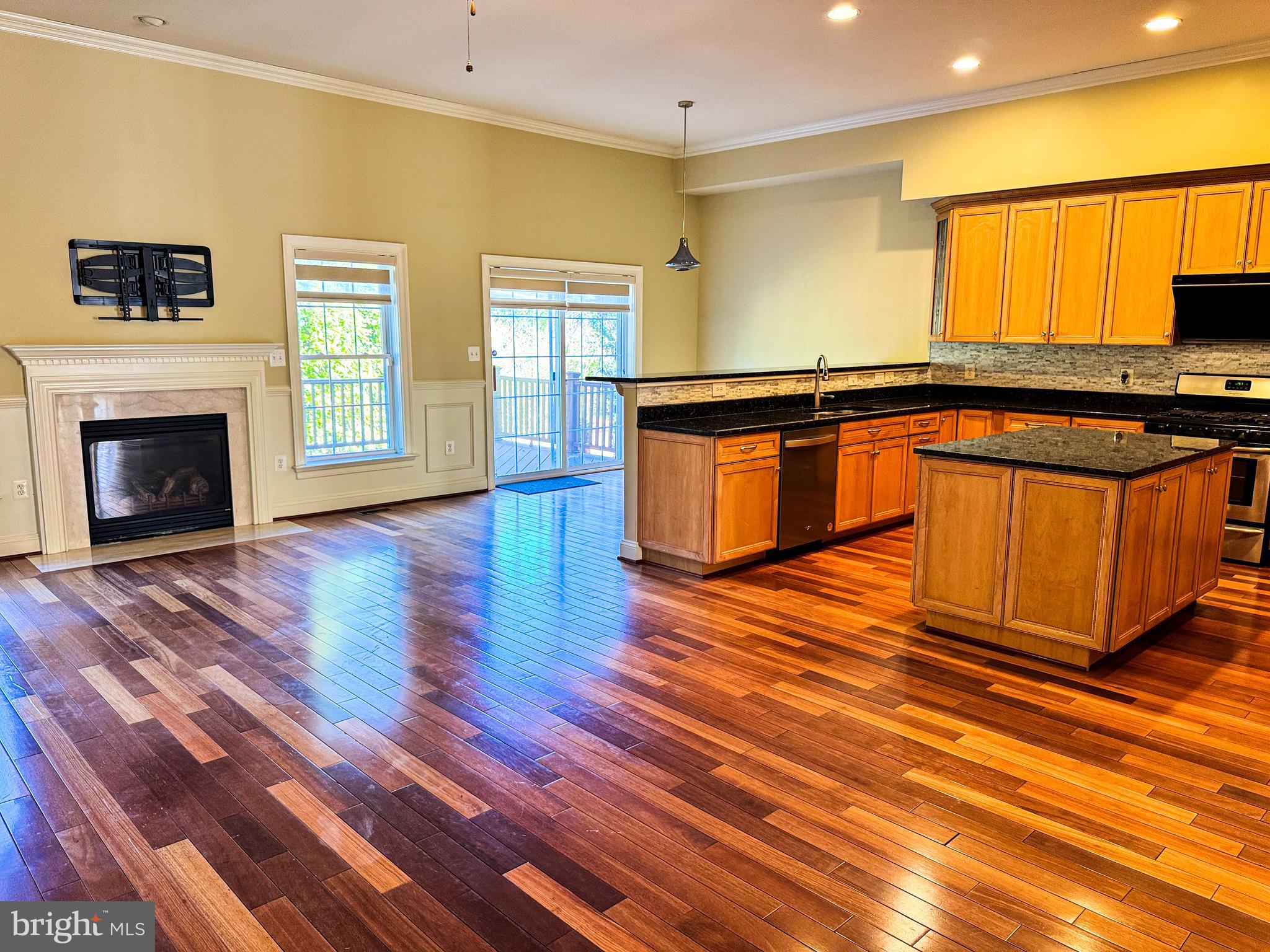 FAIRFAX PARK - Residential