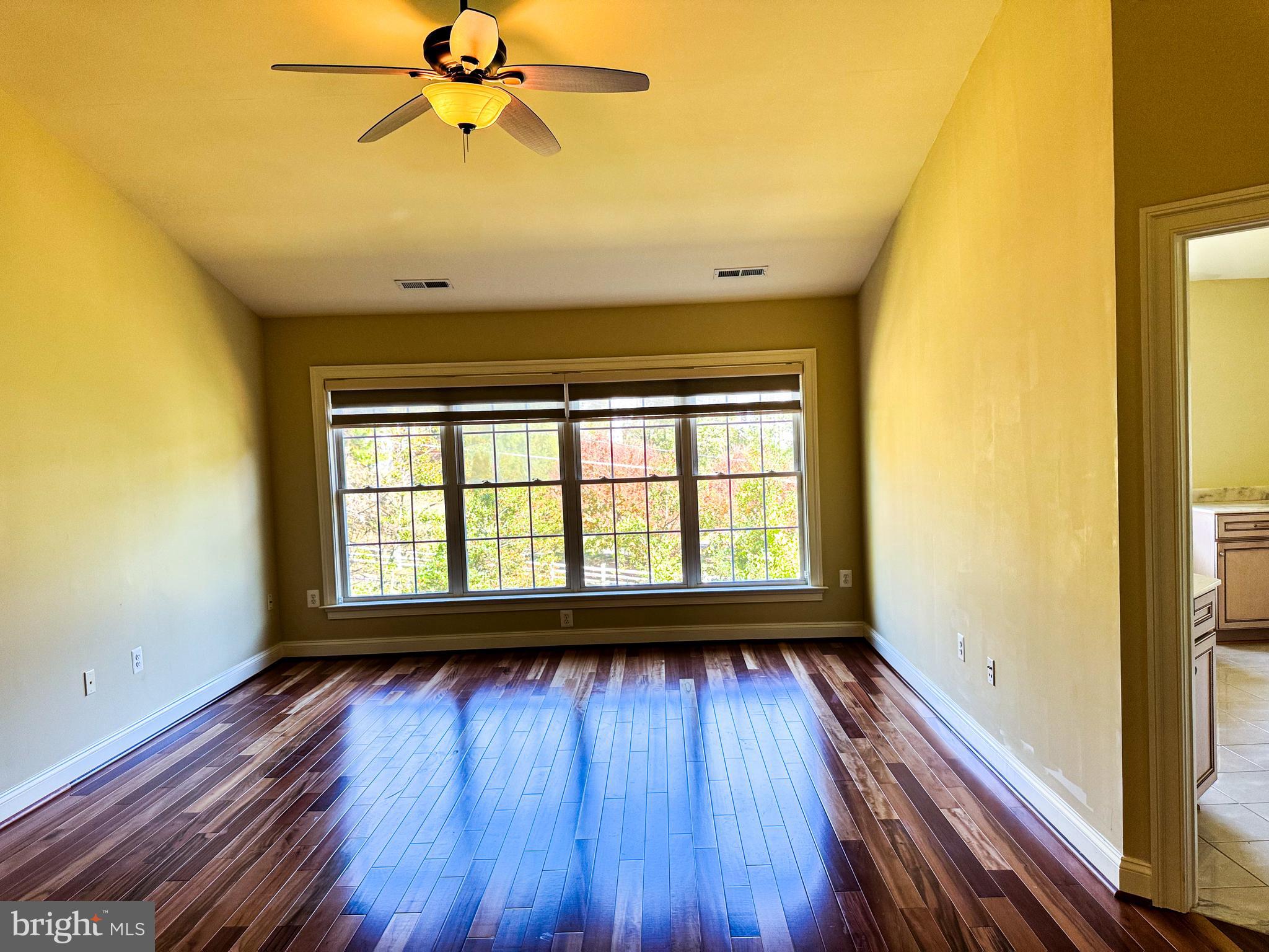 FAIRFAX PARK - Residential