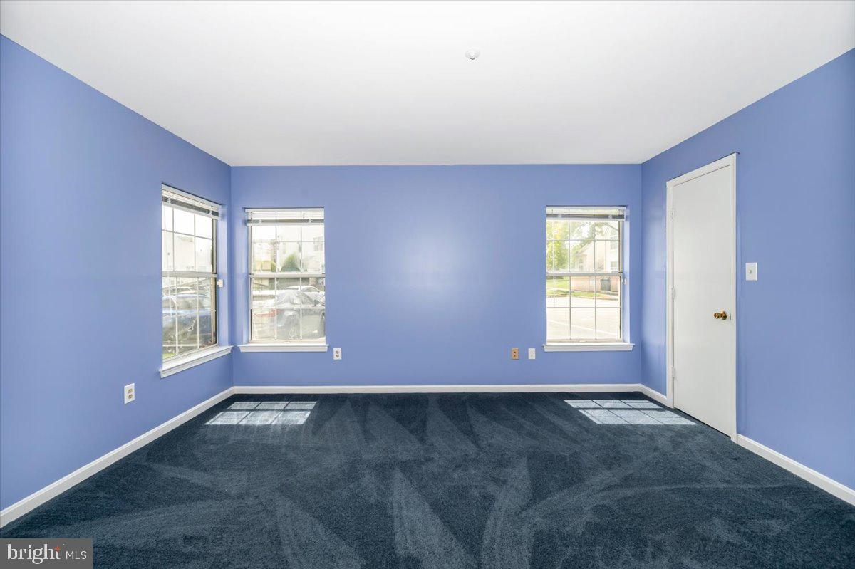 VISTAS 2 AT LAUREL - Residential