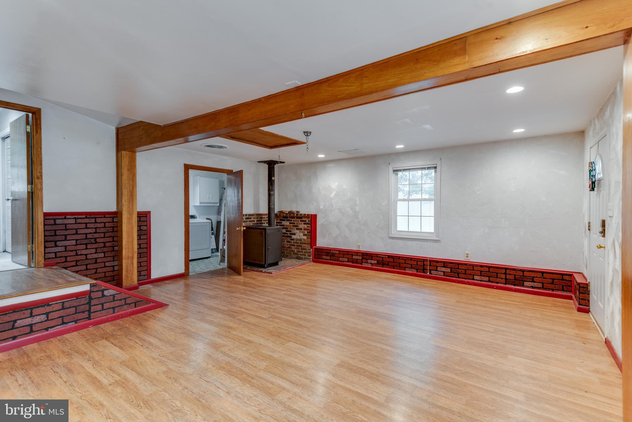 BATES ACRES - Residential