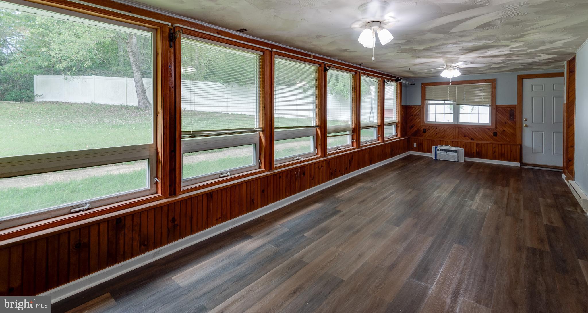 BATES ACRES - Residential