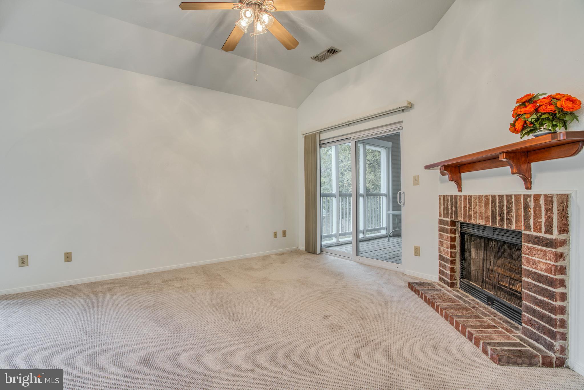 ENGLISH COUNTRY MANOR - Residential