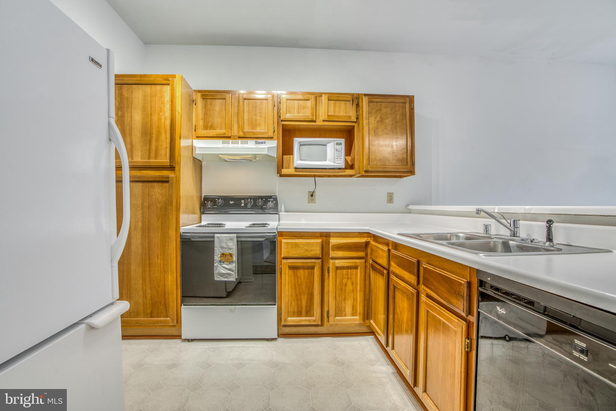 ENGLISH COUNTRY MANOR - Residential