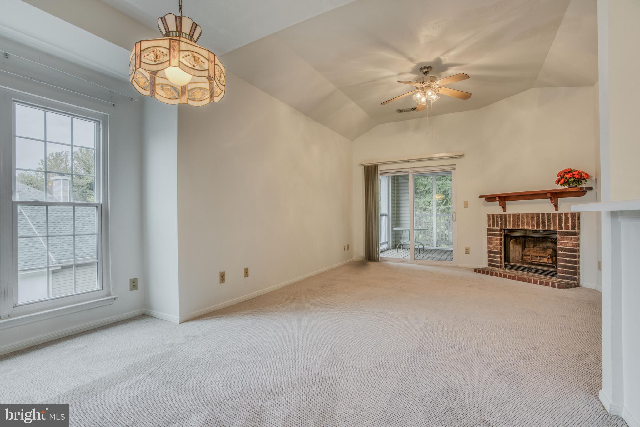 ENGLISH COUNTRY MANOR - Residential