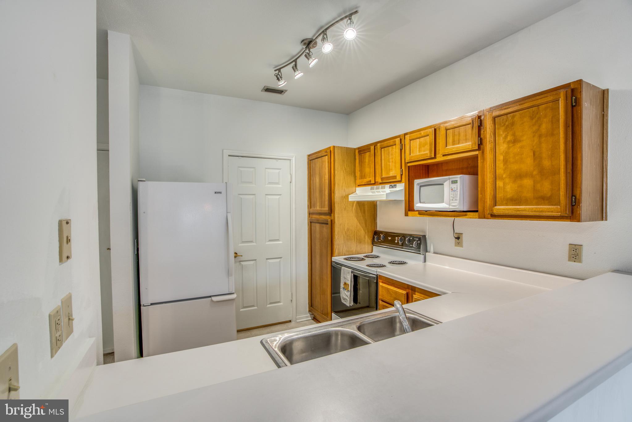 ENGLISH COUNTRY MANOR - Residential