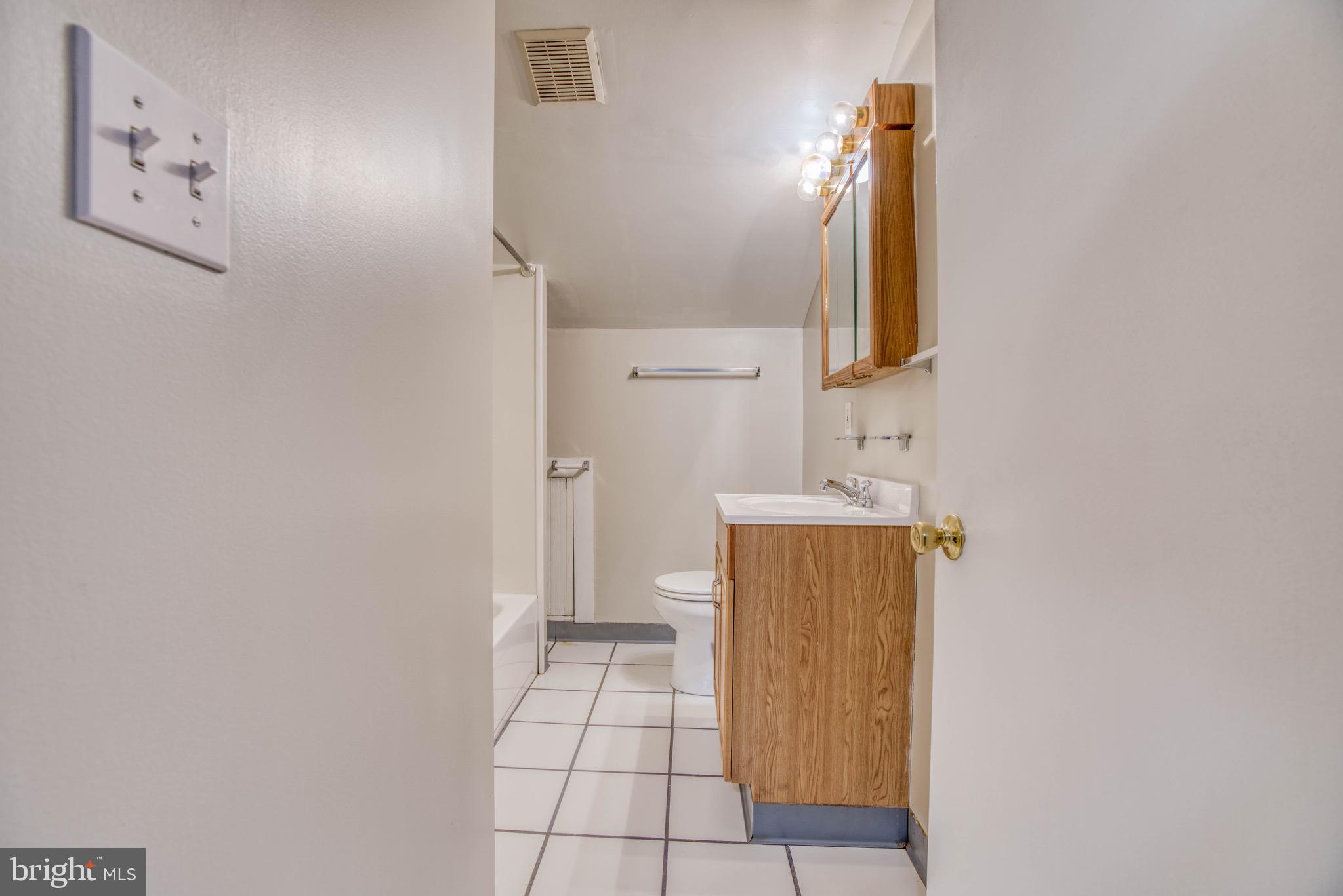 UPPER FELLS POINT - Residential Lease