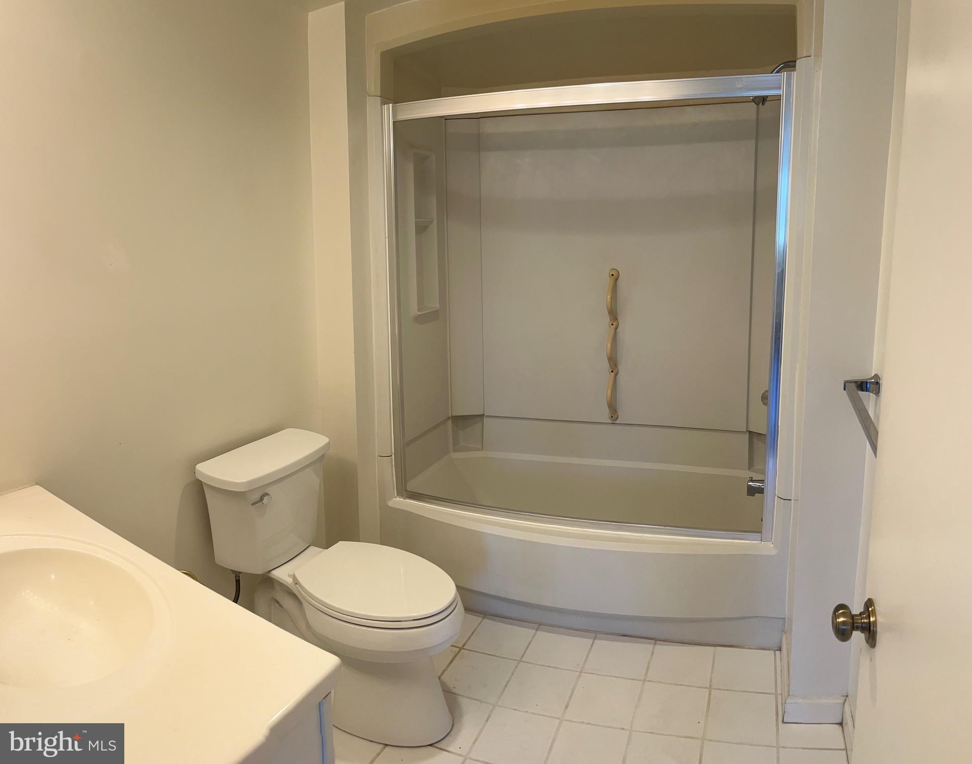 LEISURE WORLD - Residential
