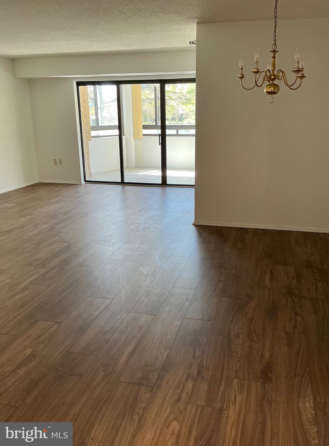 LEISURE WORLD - Residential
