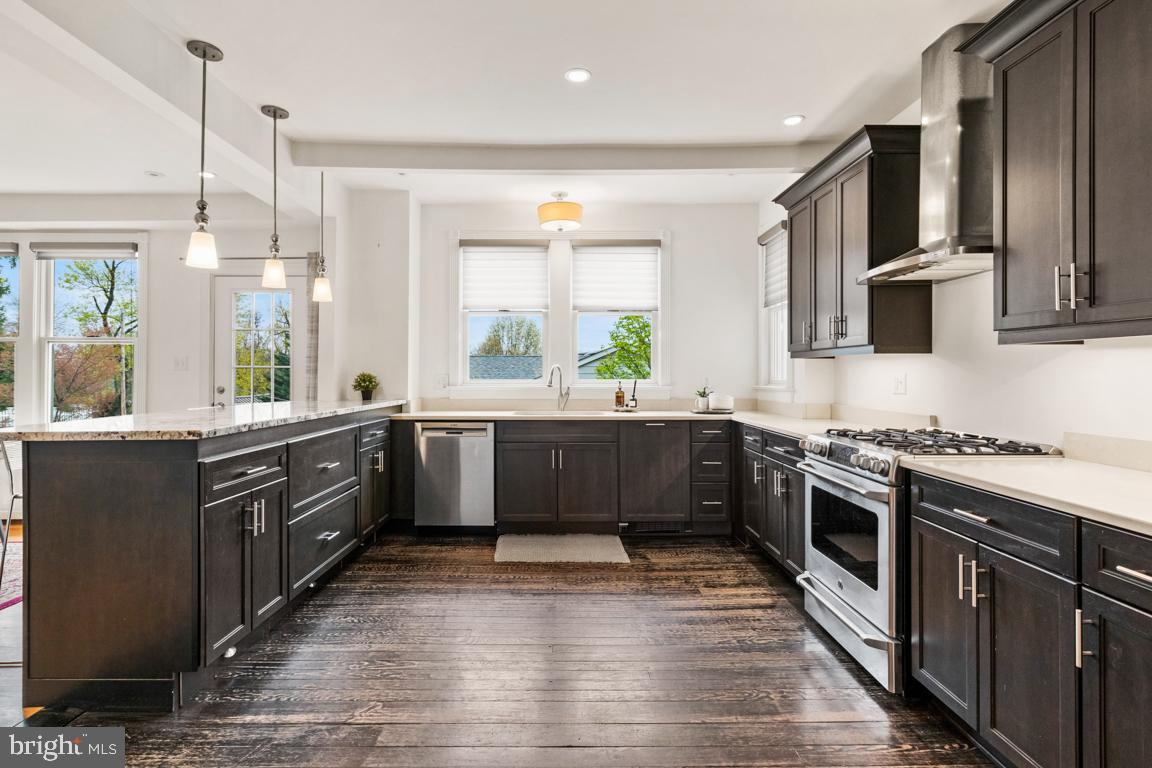 FORT WASHINGTON - Residential