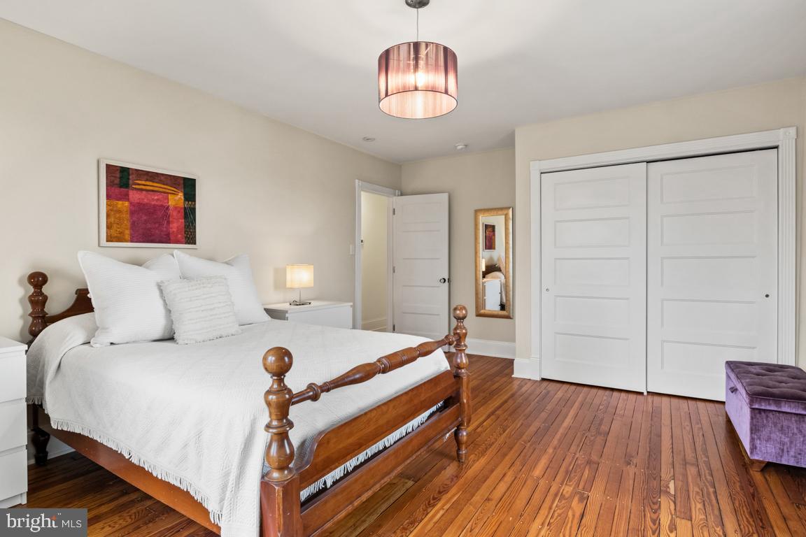 FORT WASHINGTON - Residential