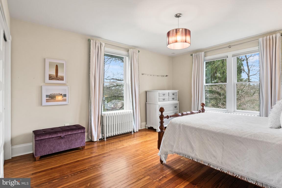 FORT WASHINGTON - Residential