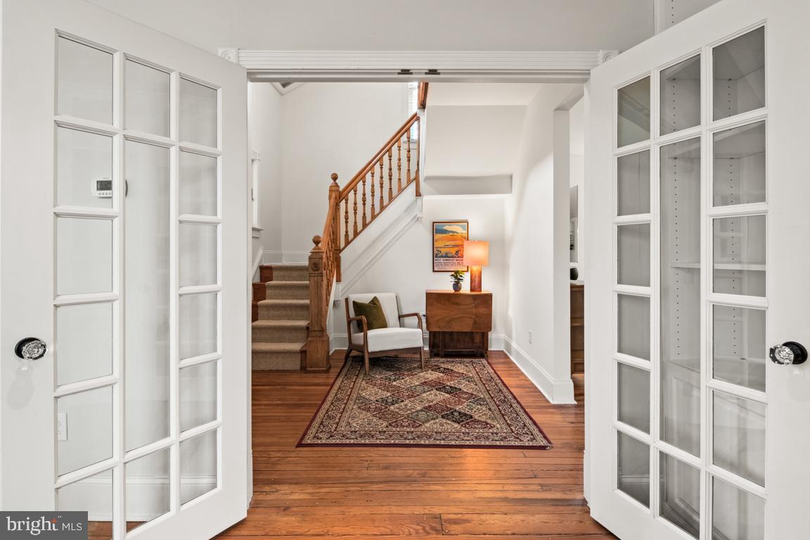 FORT WASHINGTON - Residential