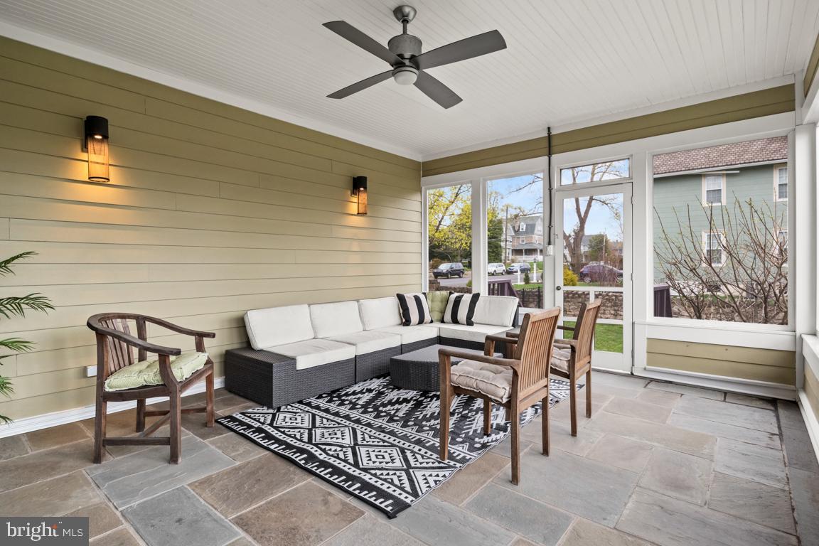 FORT WASHINGTON - Residential