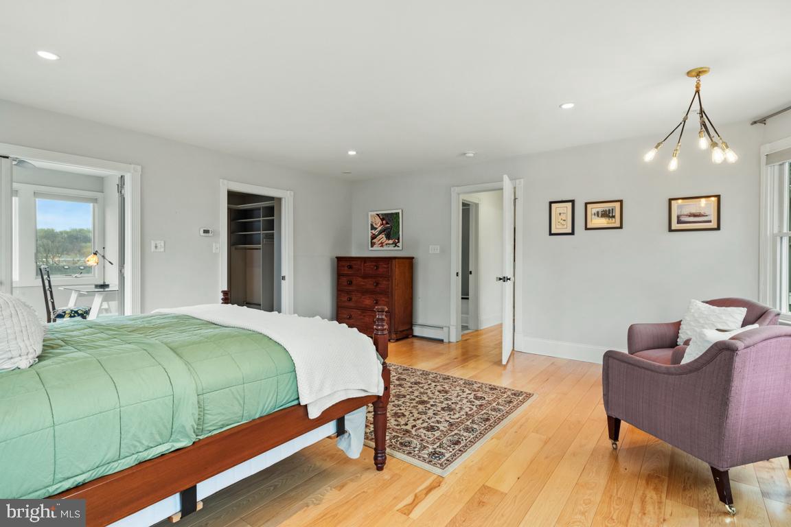 FORT WASHINGTON - Residential