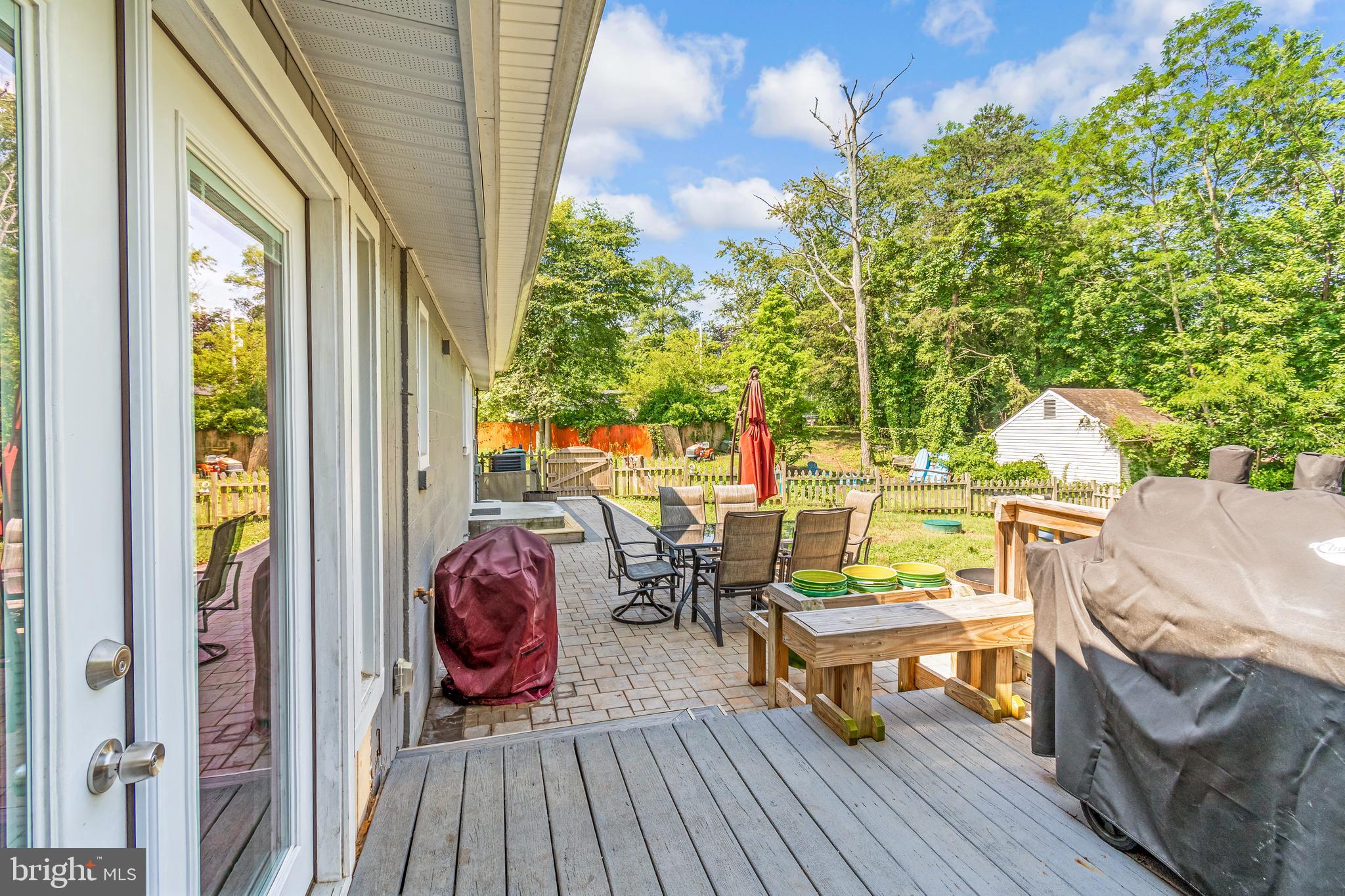 LAUREL ACRES - Residential