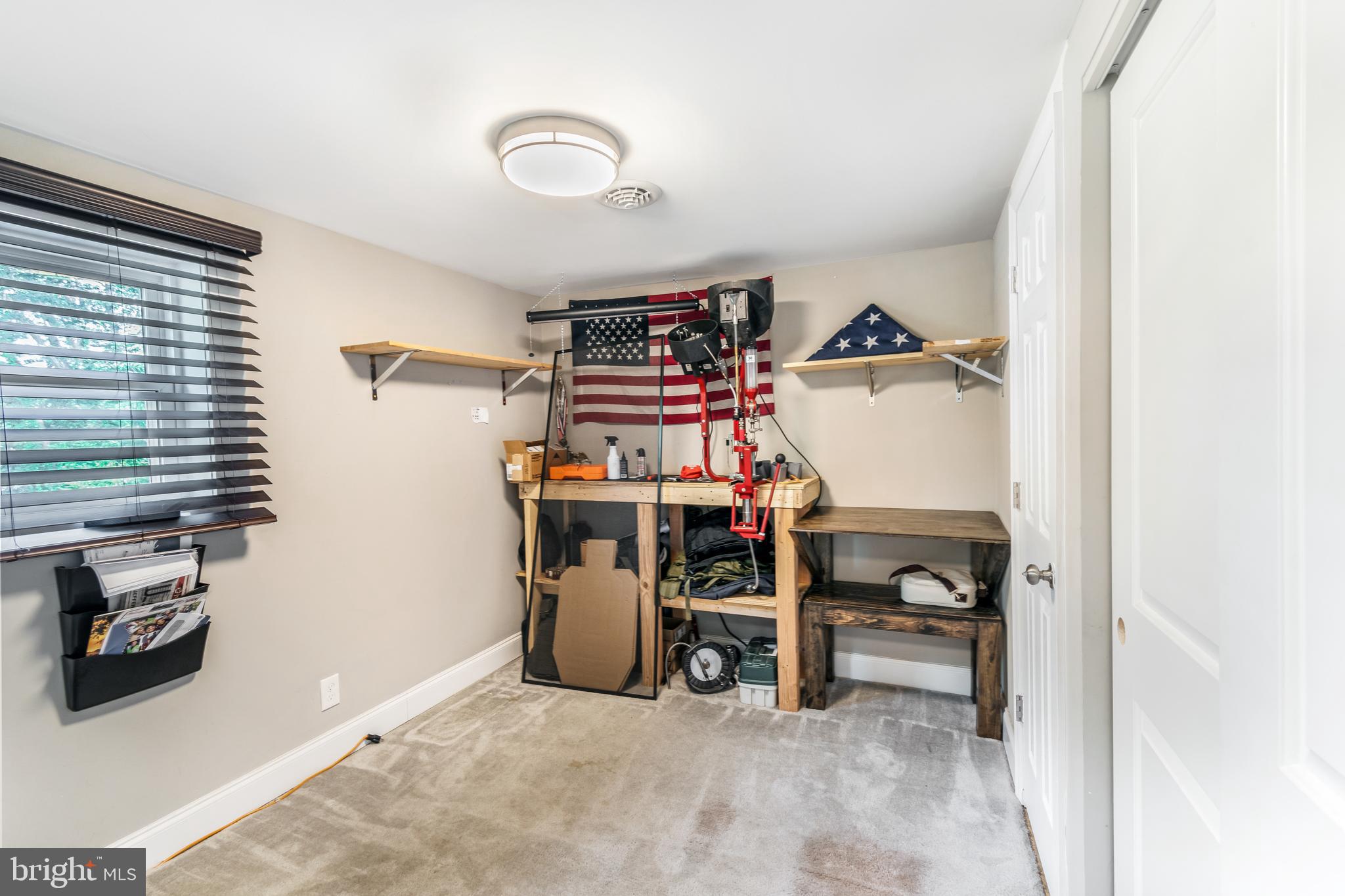 LAUREL ACRES - Residential