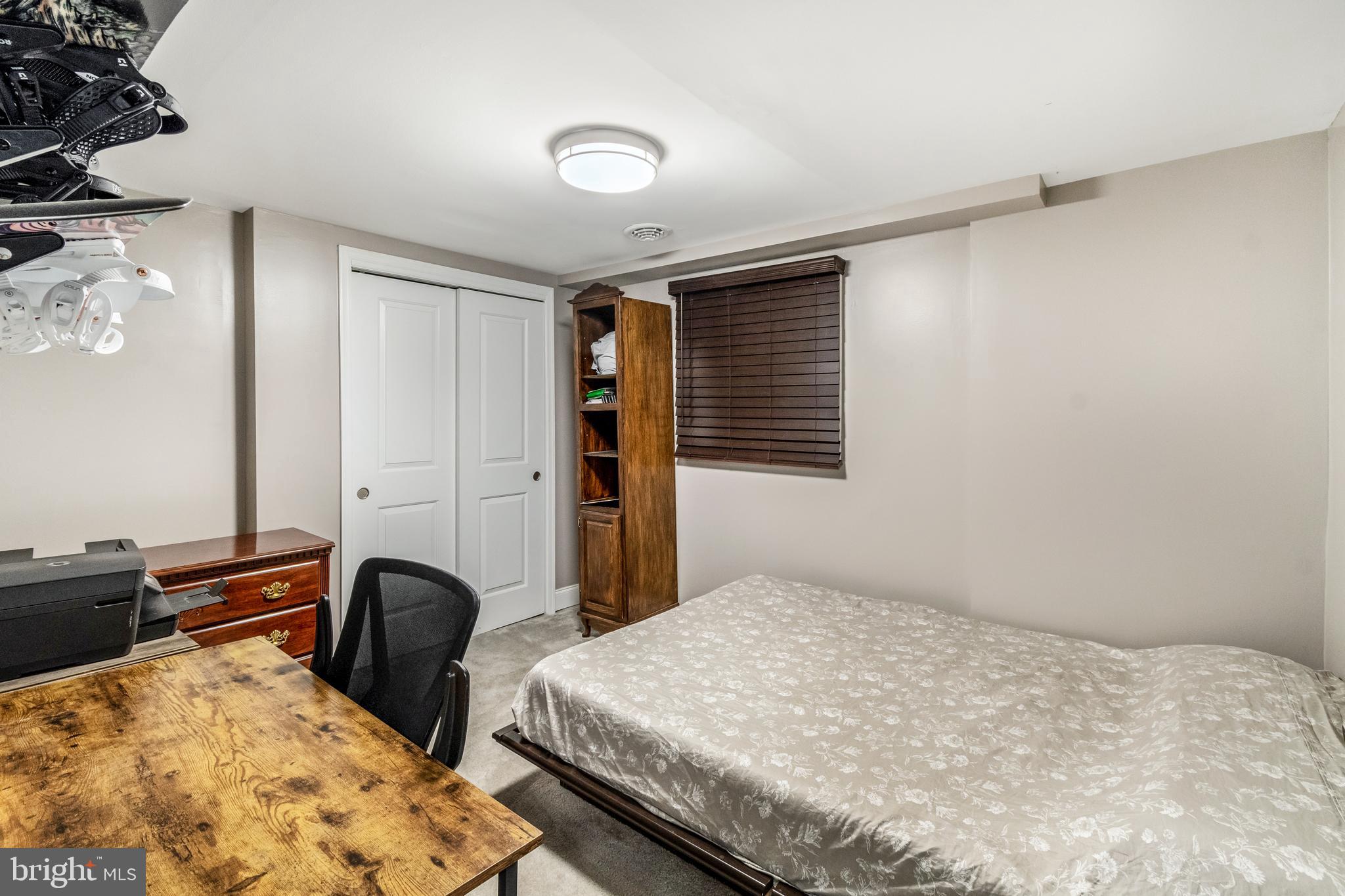 LAUREL ACRES - Residential