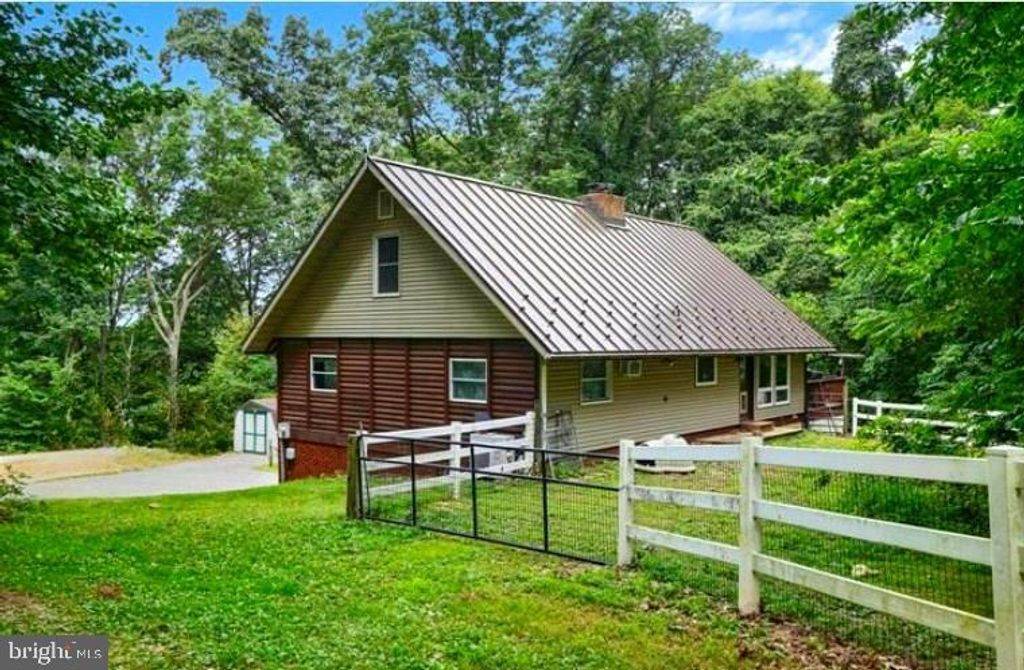 Photo of 518 TRUCE RD, NEW PROVIDENCE, PA 17560 (MLS # PALA2034472)