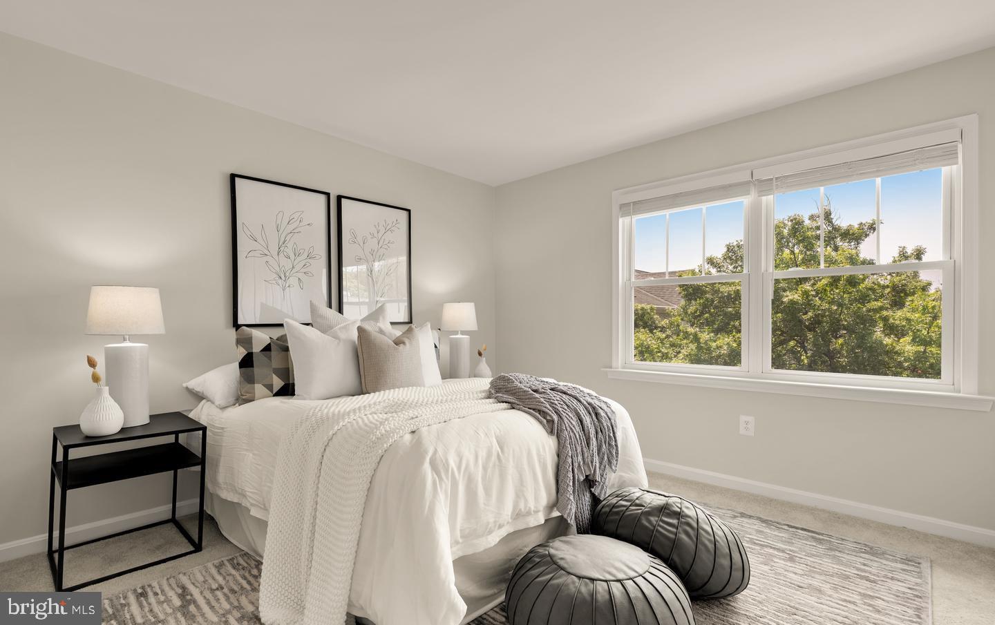 DUNDREE KNOLL - Residential Lease