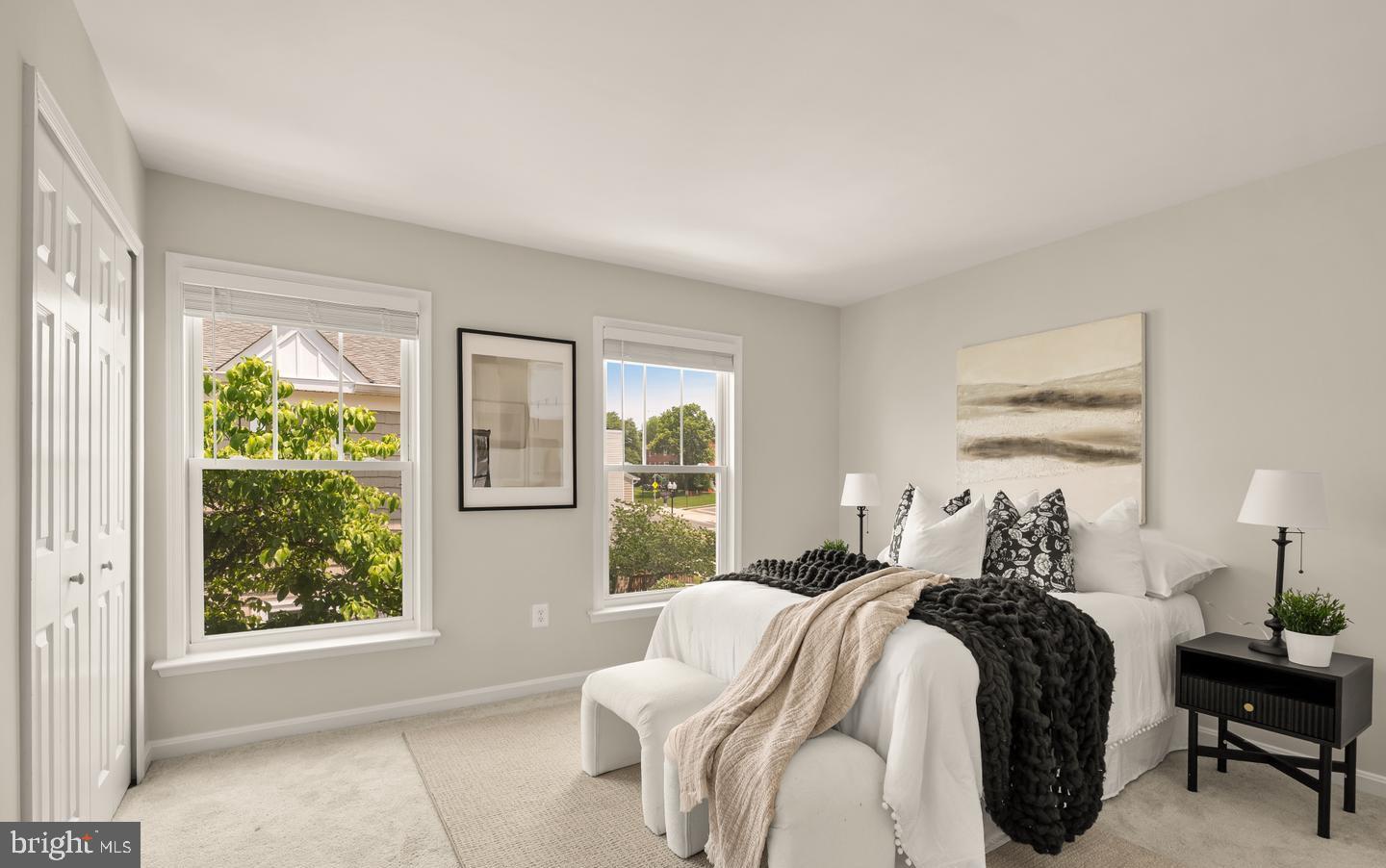 DUNDREE KNOLL - Residential Lease