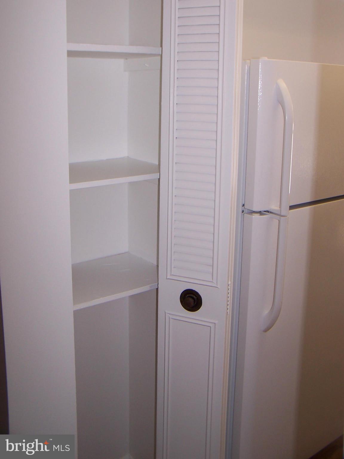 WOODBURN VILLAGE - Residential Lease