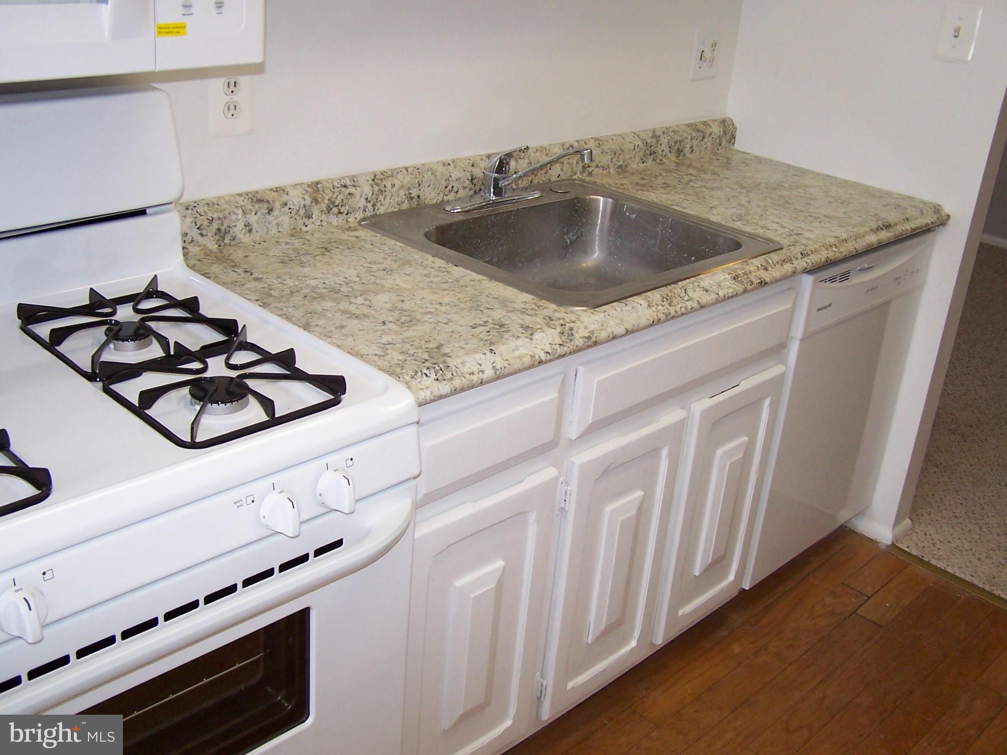 WOODBURN VILLAGE - Residential Lease