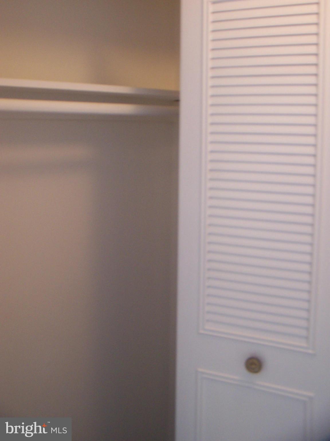 WOODBURN VILLAGE - Residential Lease