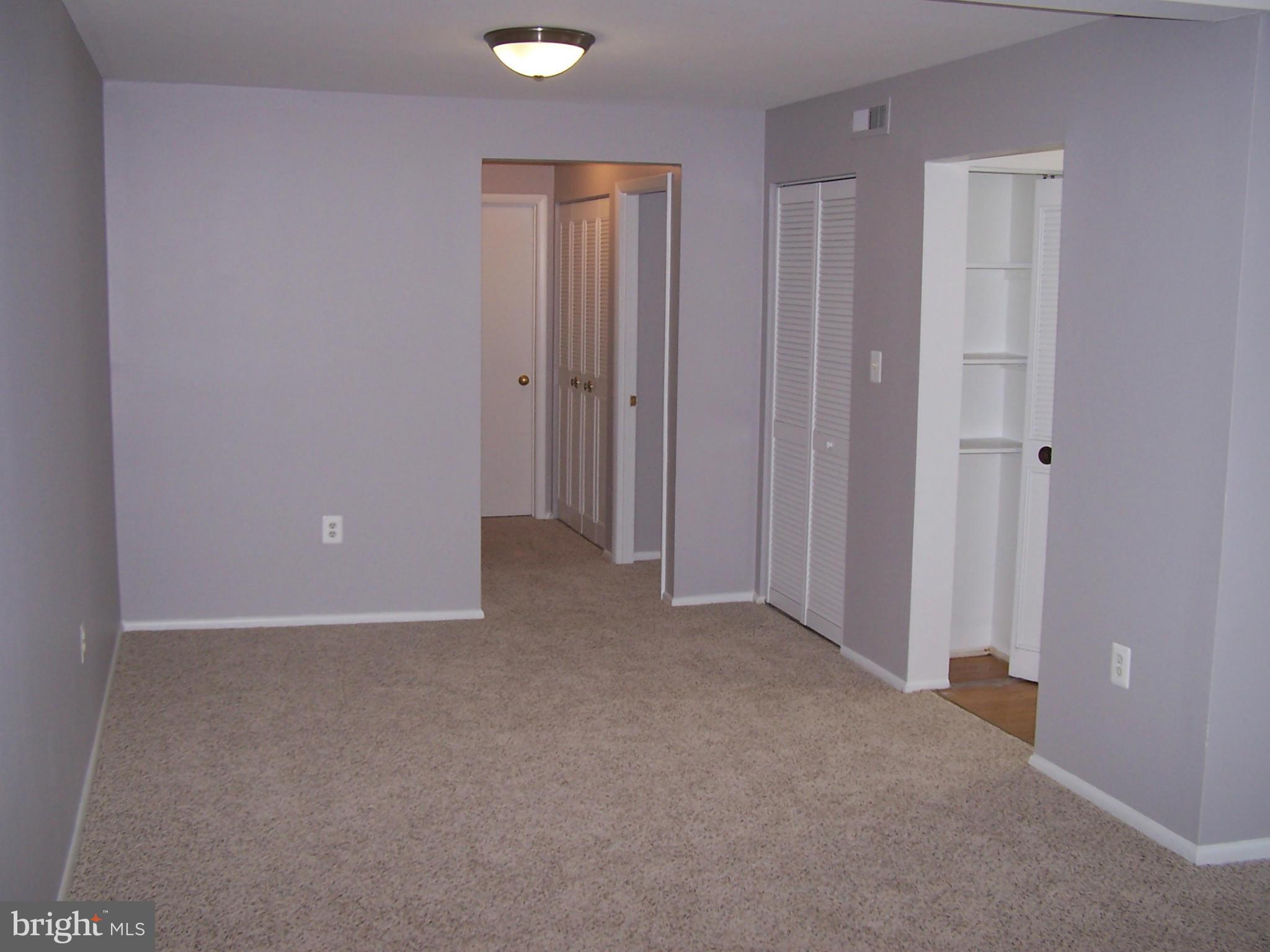 WOODBURN VILLAGE - Residential Lease