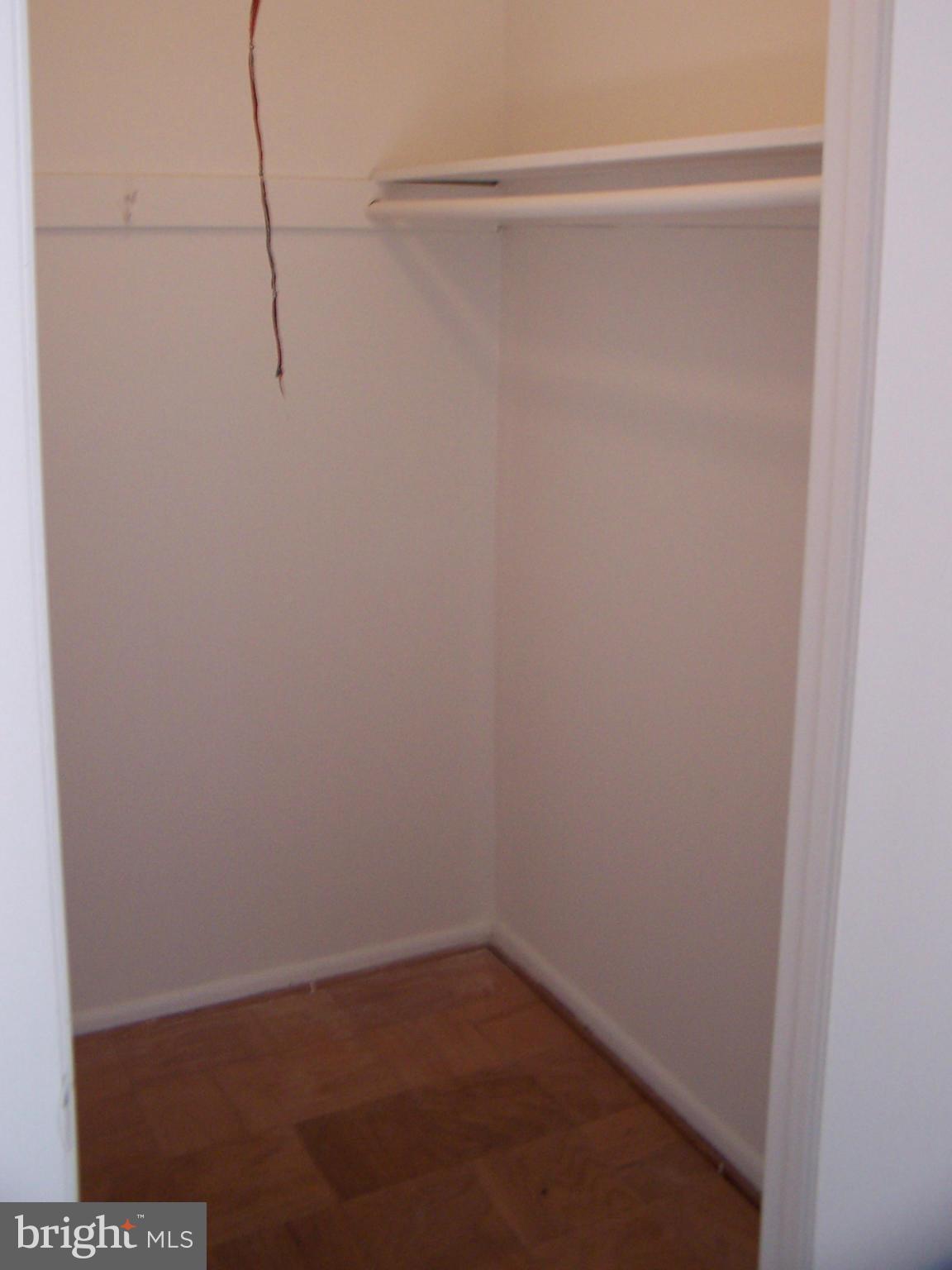 WOODBURN VILLAGE - Residential Lease