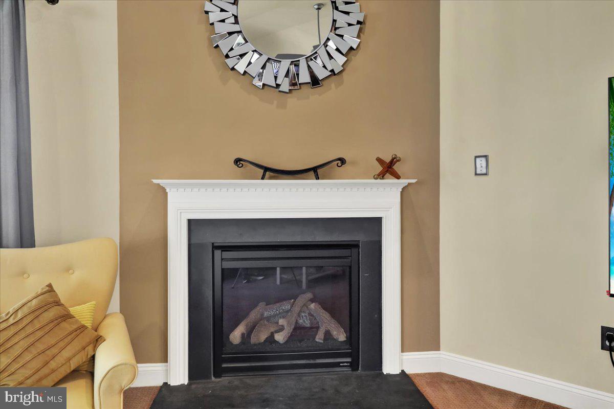 MOUNTAINVIEW - Residential