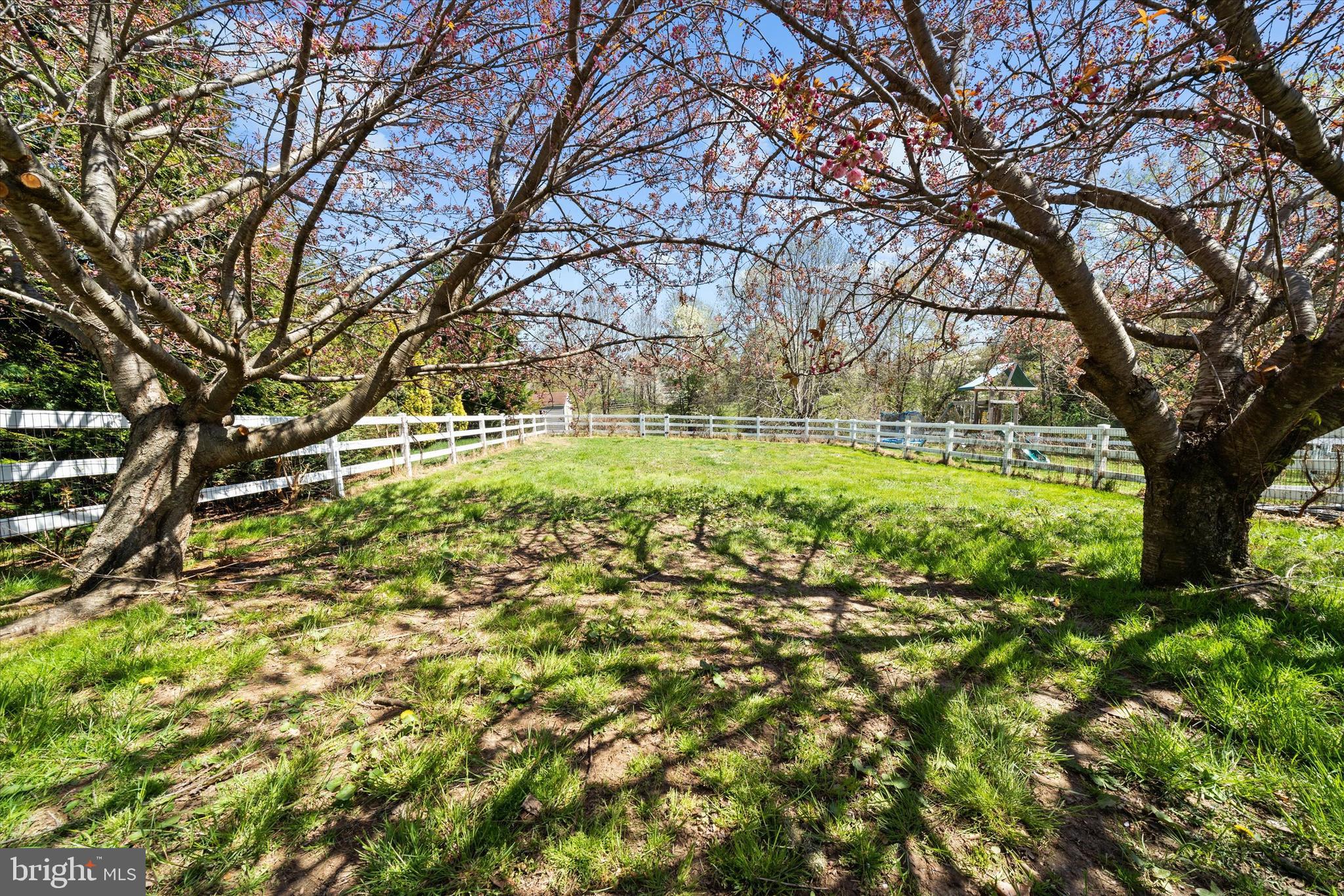 AUGUSTINE CREEK - Residential