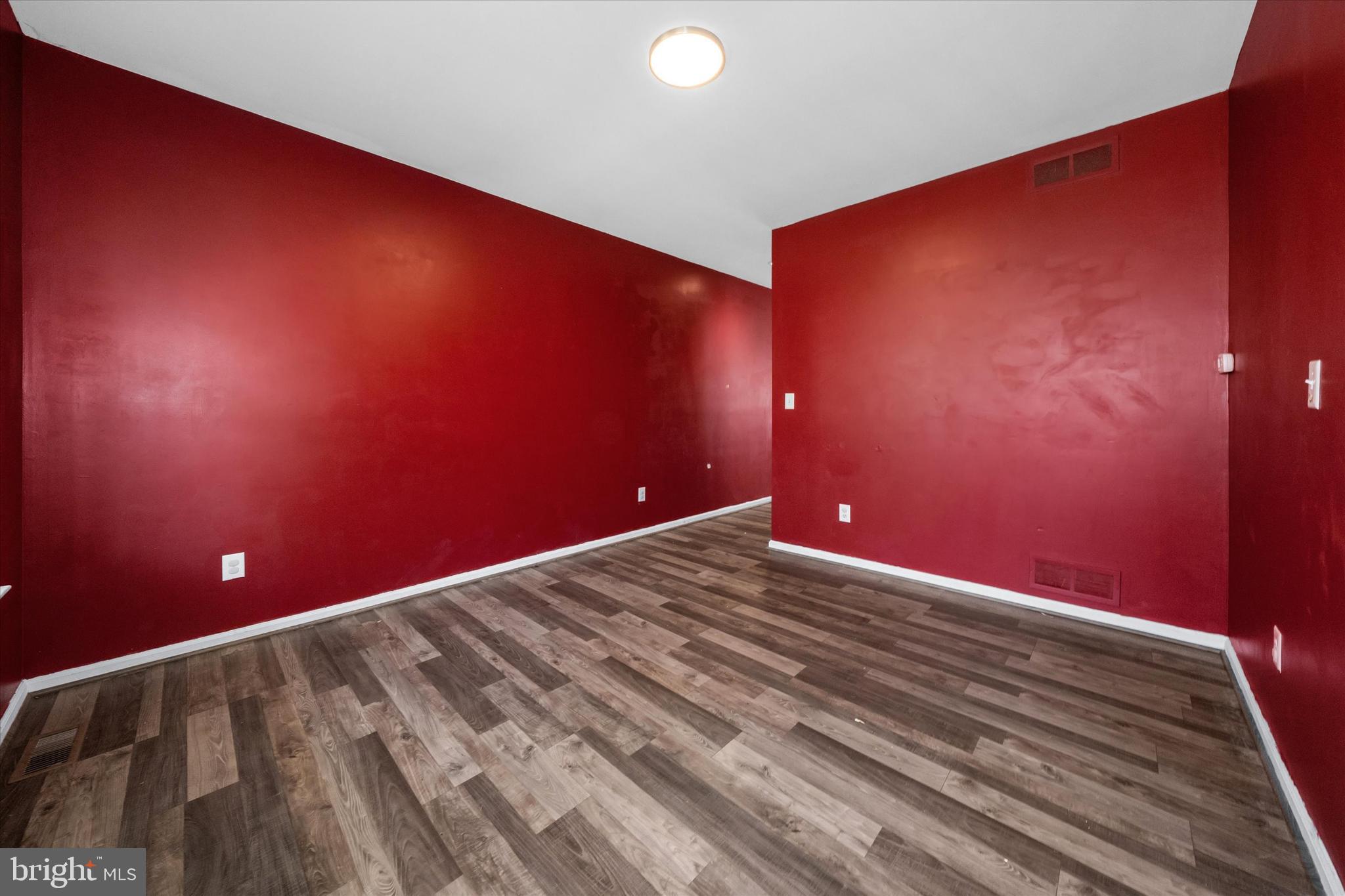 AUGUSTINE CREEK - Residential