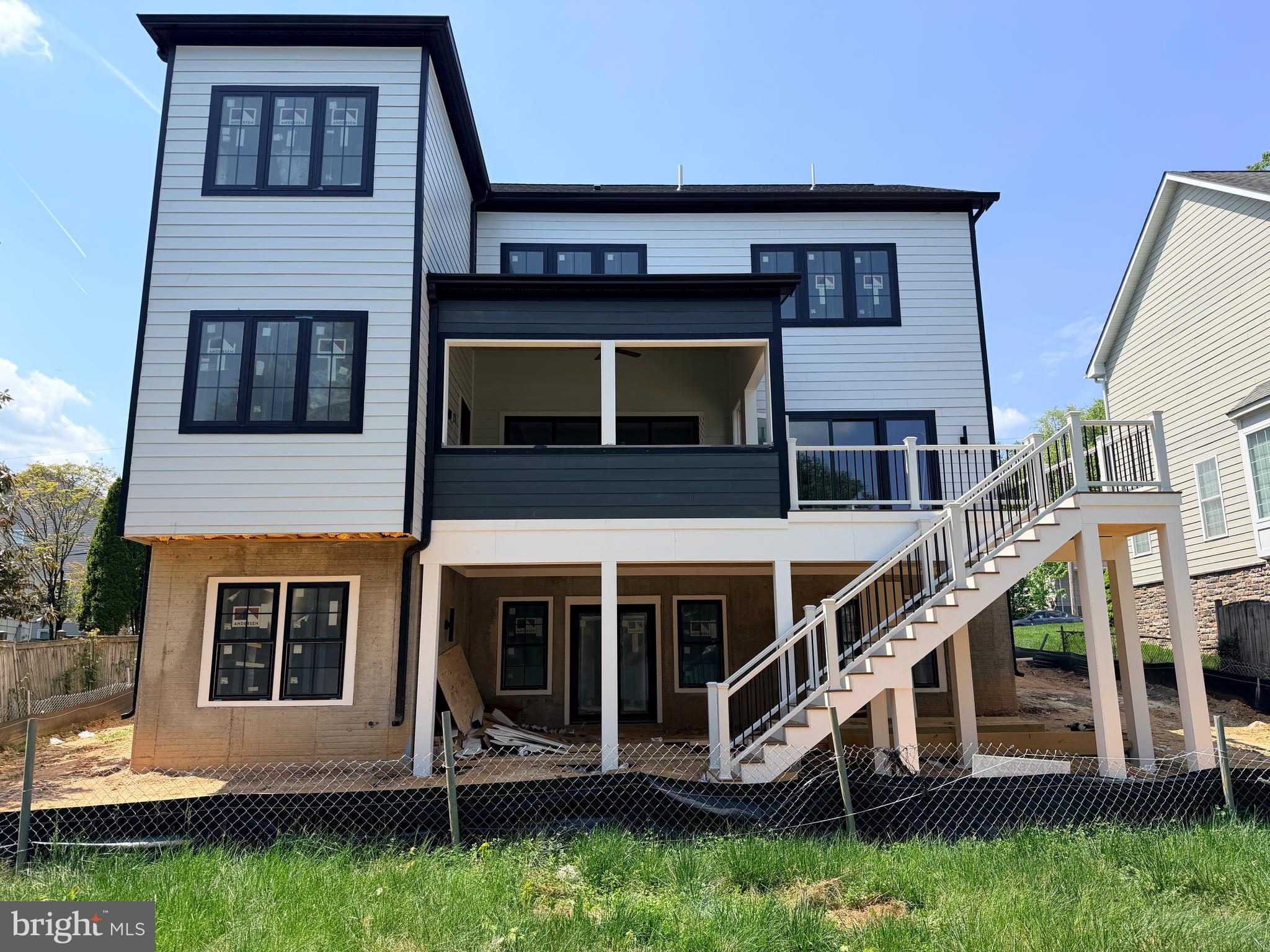 VIENNA WOODS - Residential