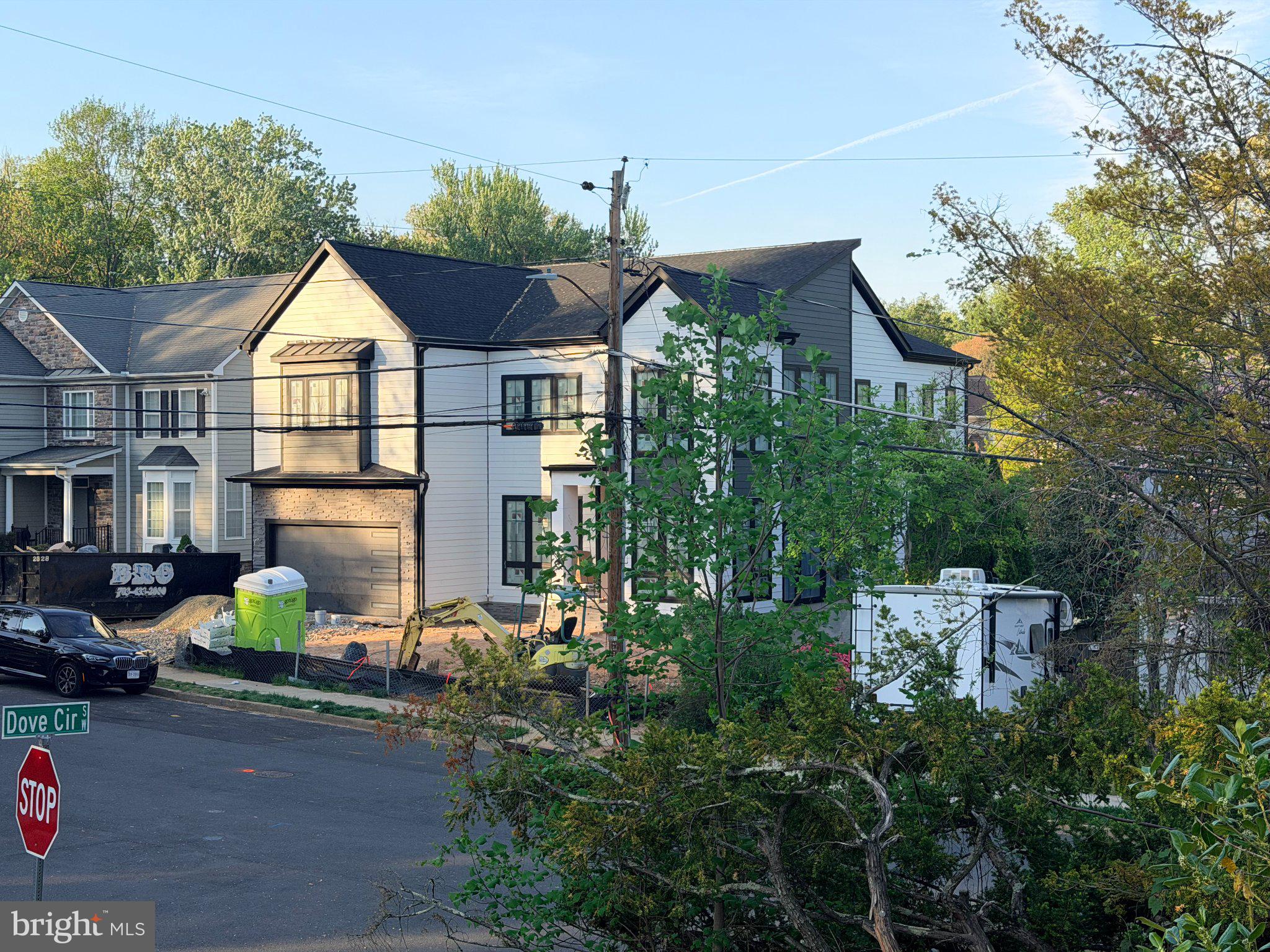 VIENNA WOODS - Residential