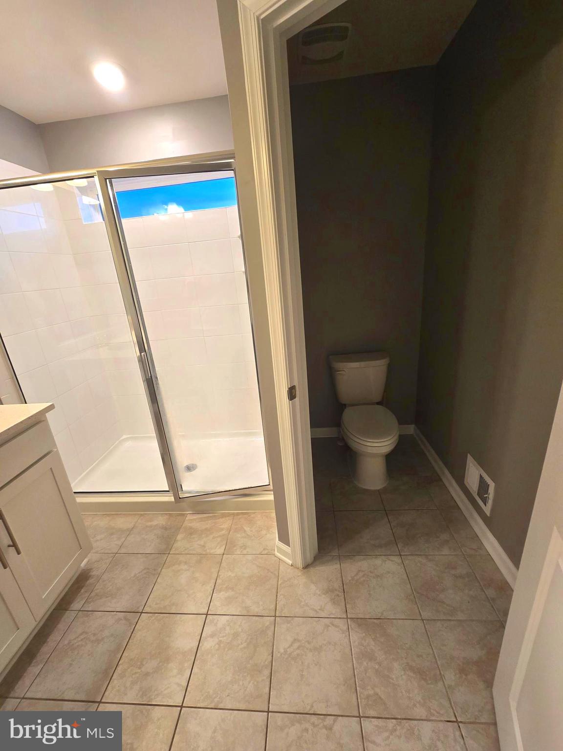 WOODMORE OVERLOOK - Residential