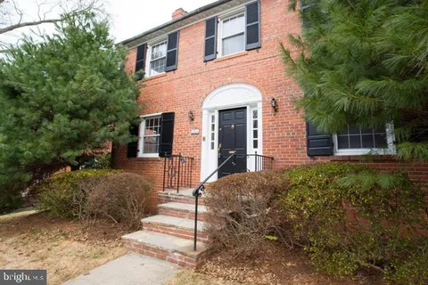 MLS: DCDC2271578