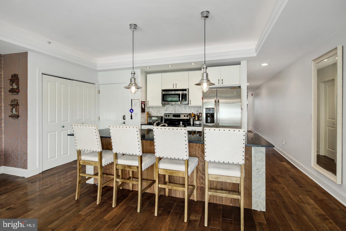 1022 FAIRMOUNT AVENUE 24 5