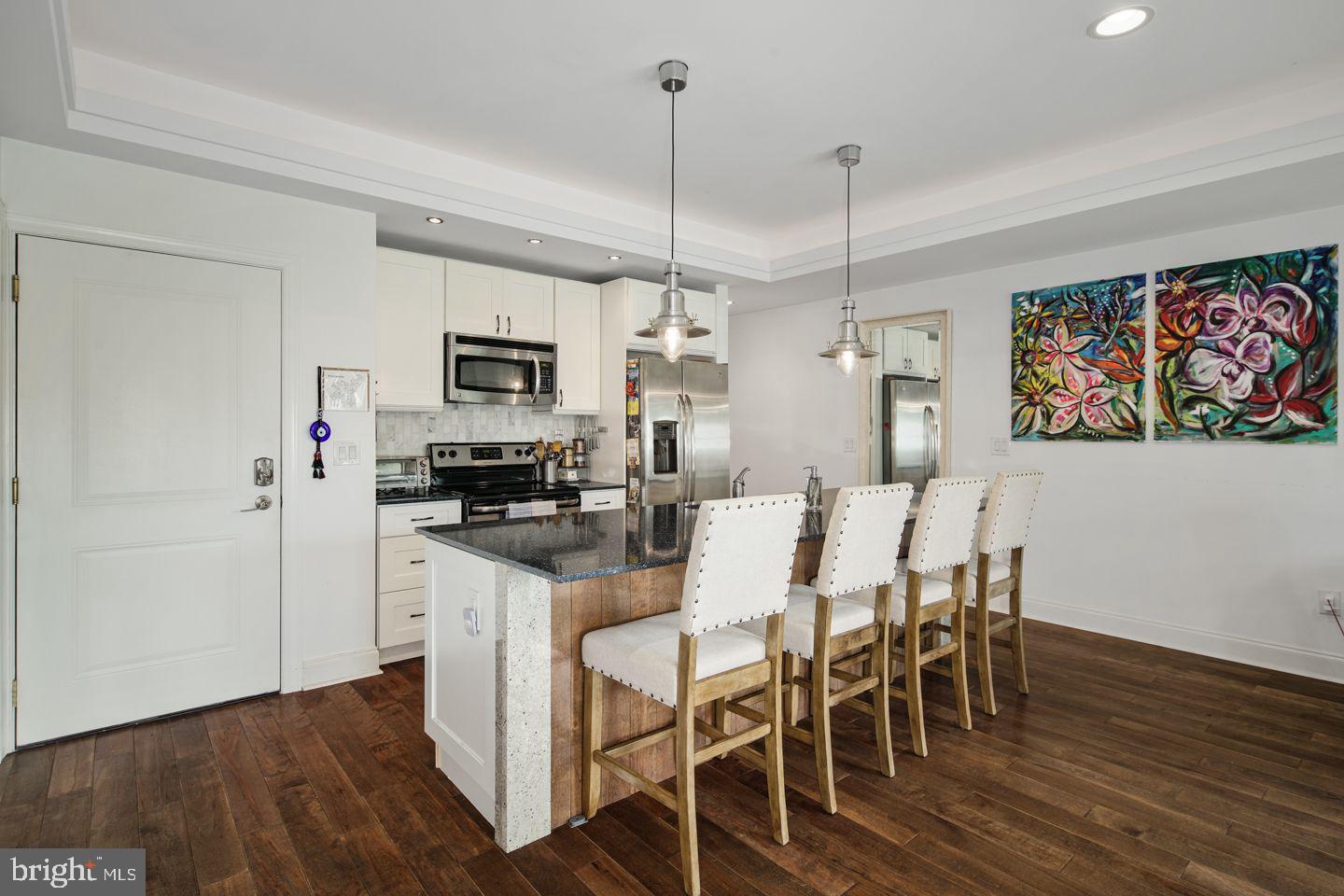 1022 FAIRMOUNT AVENUE 24 5