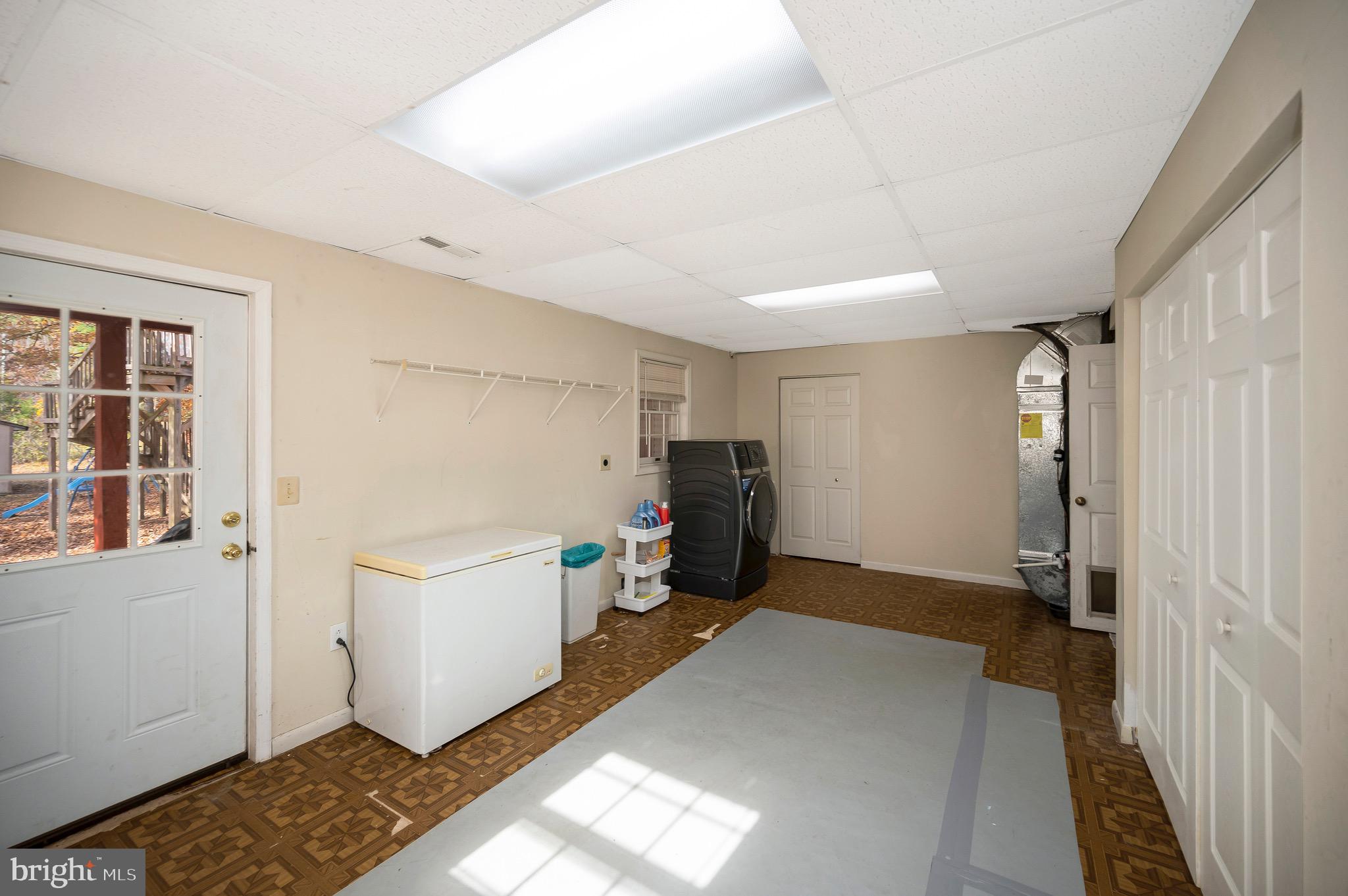 LAKE OF THE WOODS - Residential