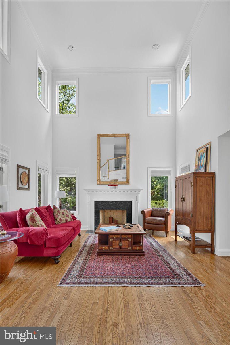 157 CHRISTOPHER DRIVE