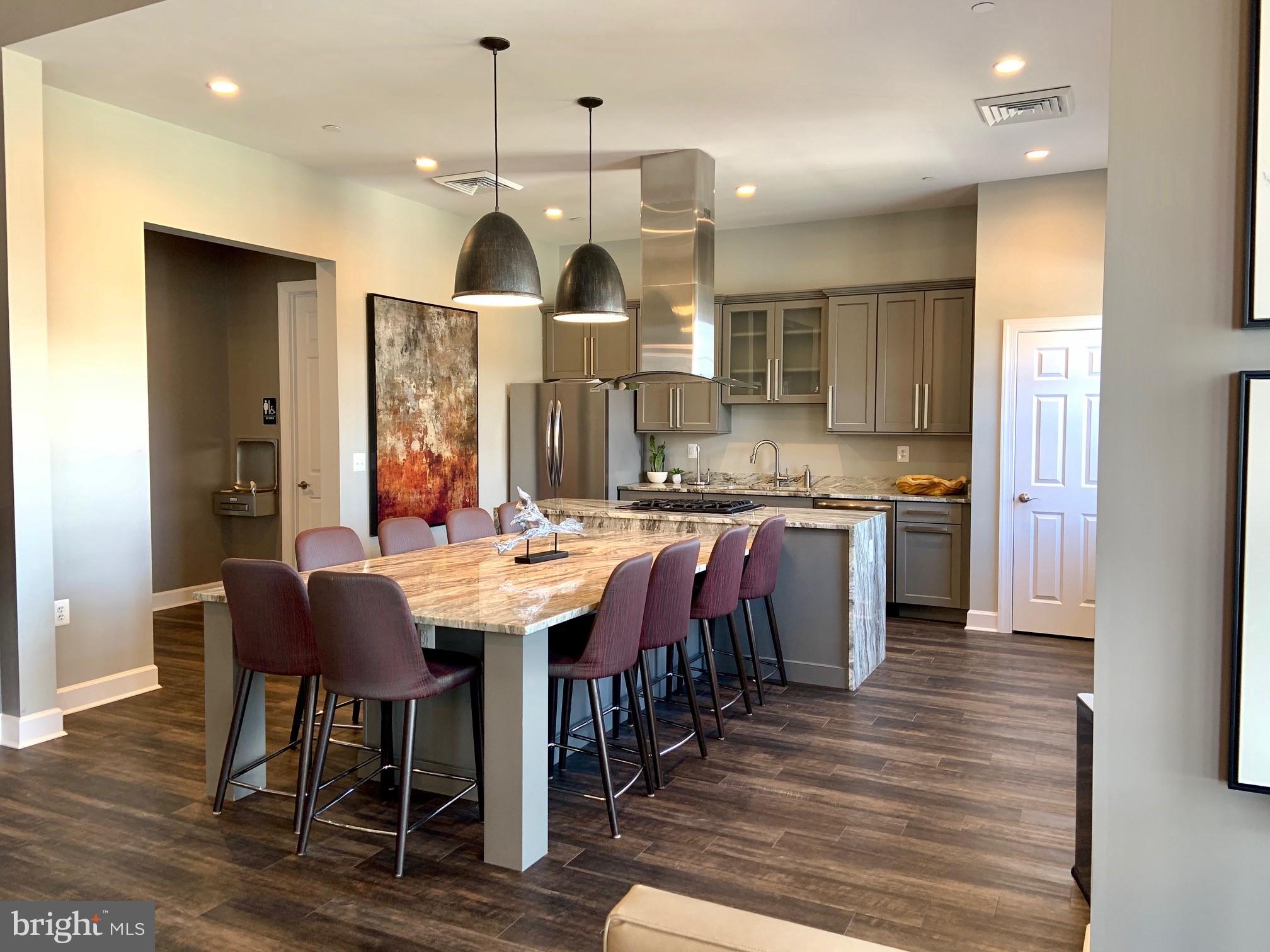 WESTVIEW SOUTH - Residential