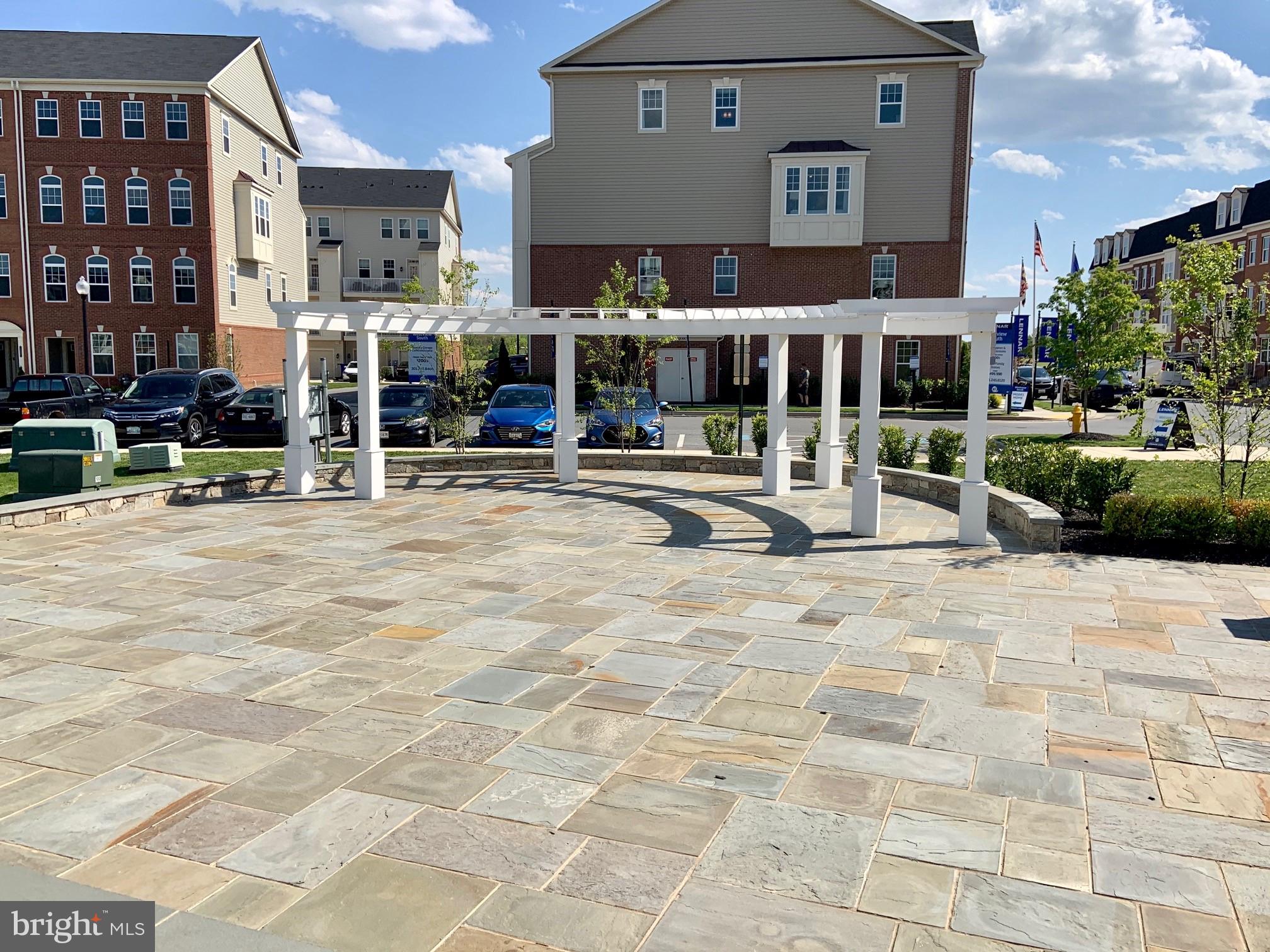 WESTVIEW SOUTH - Residential