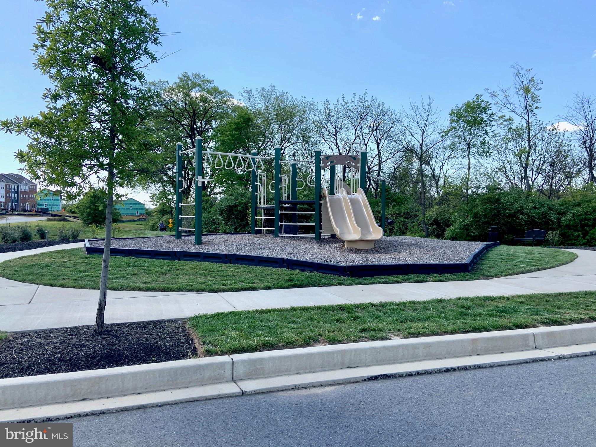 WESTVIEW SOUTH - Residential