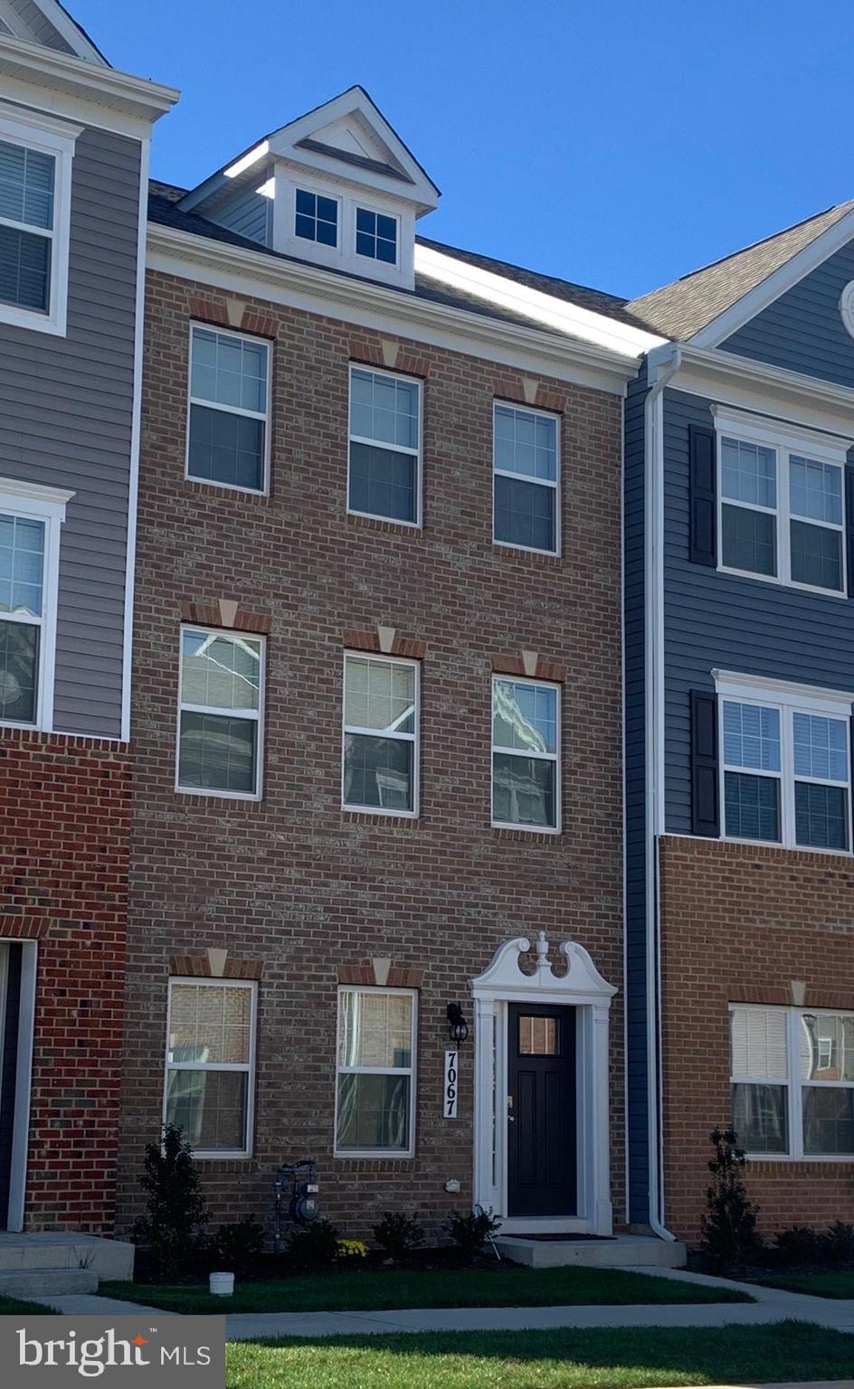 WESTVIEW SOUTH - Residential