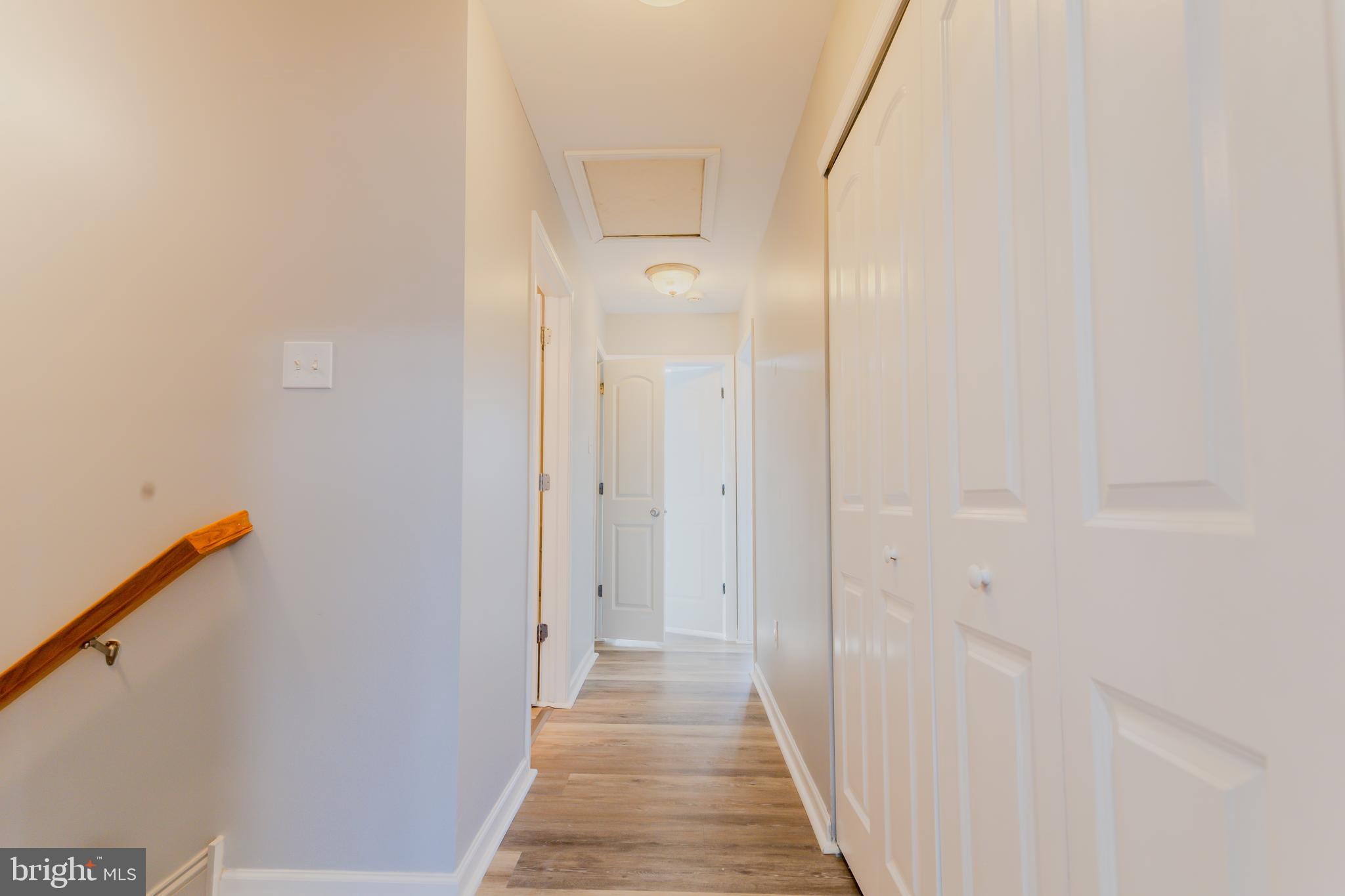 HANOVER SQUARE - Residential