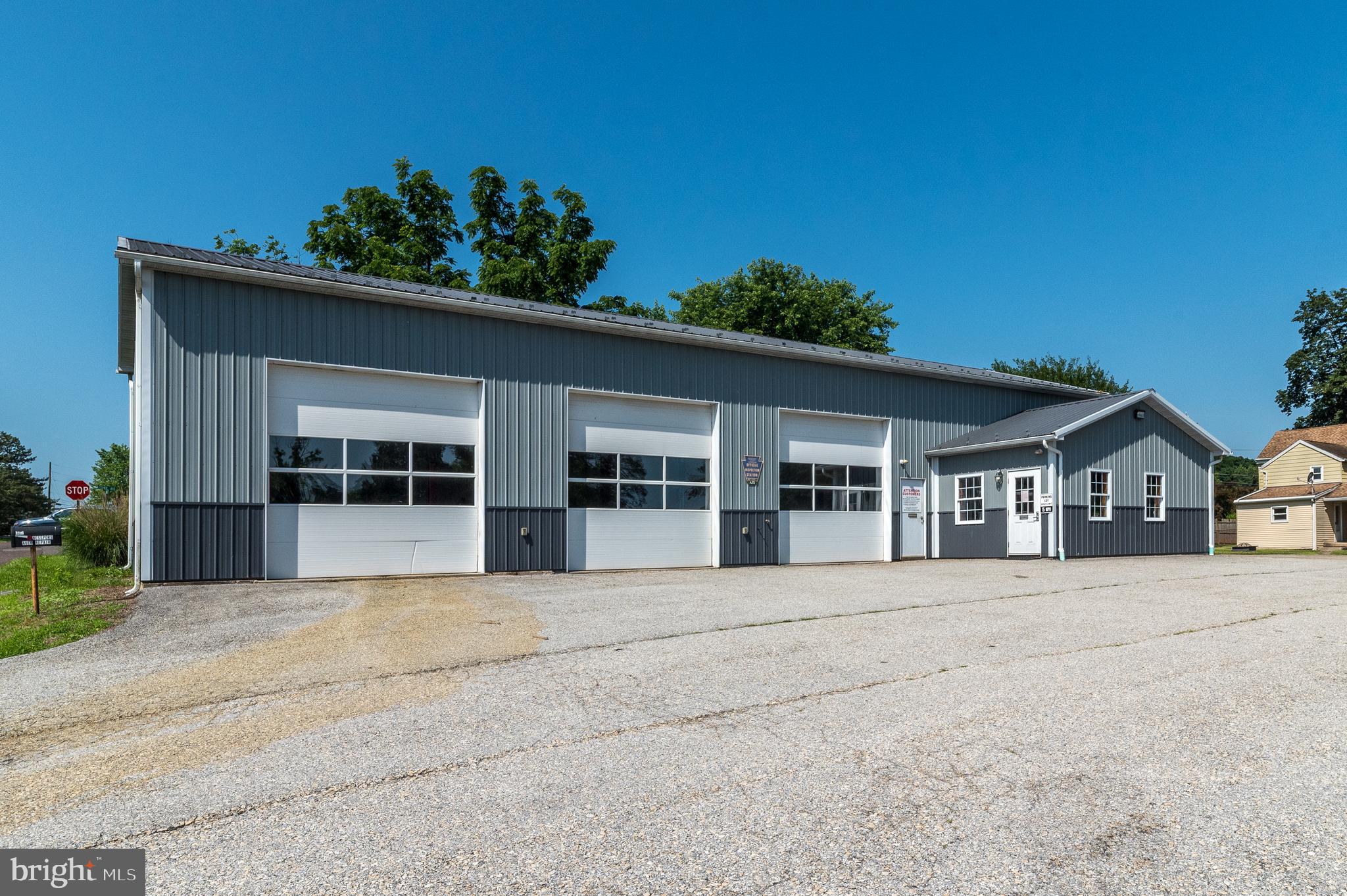 386 LAURELWOOD ROAD