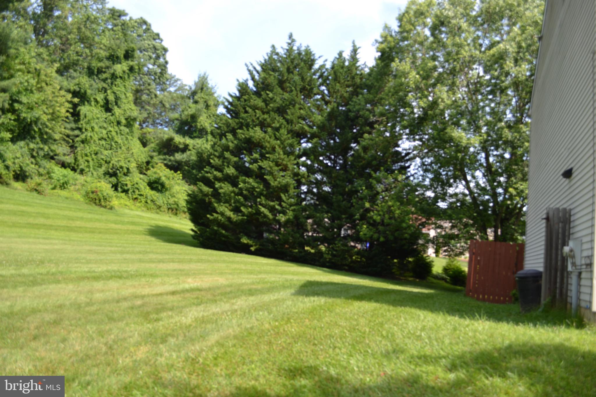 LAUREL VALLEY - Residential Lease